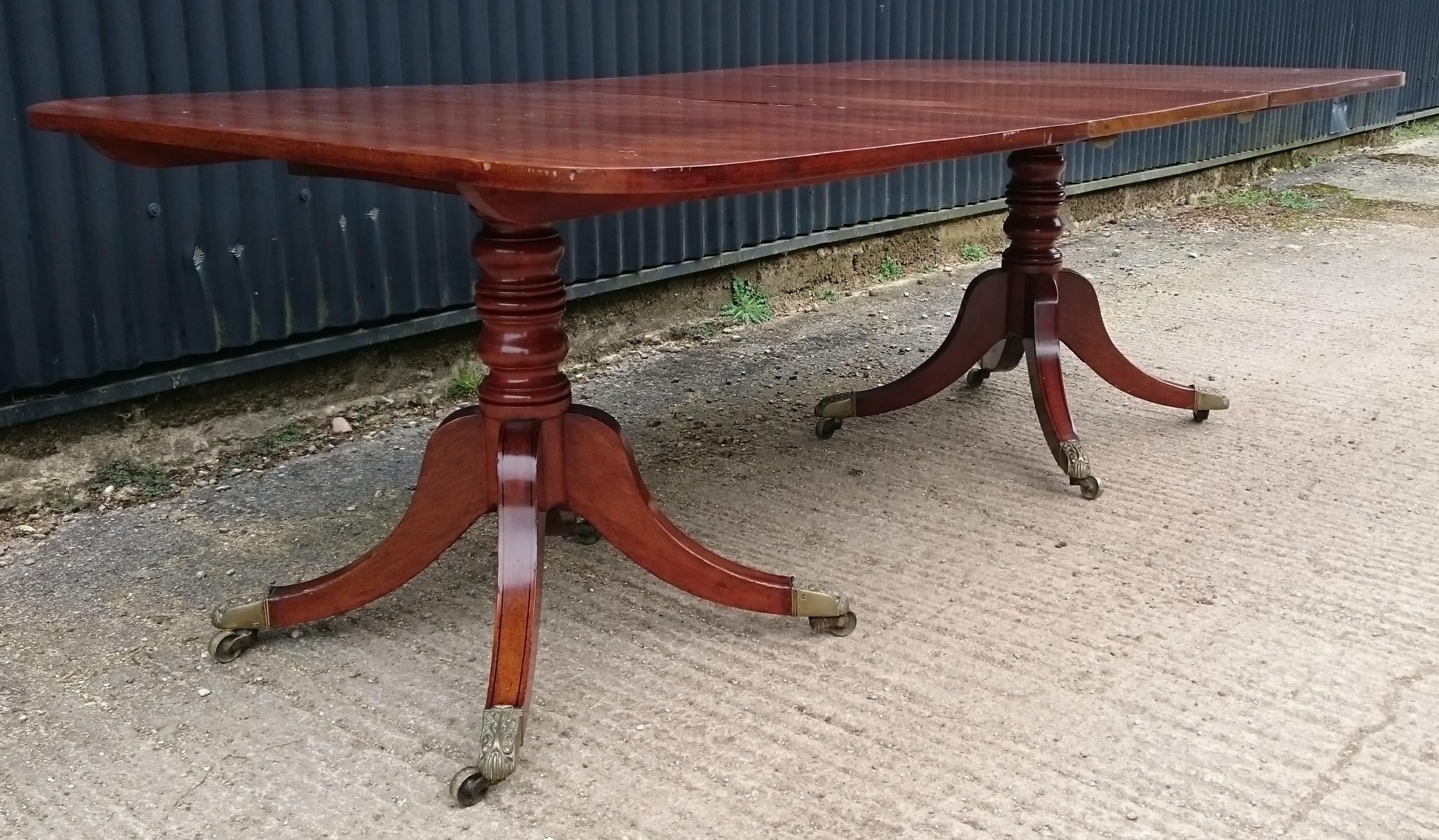 Early 19th Century Regency Mahogany Antique Twin Pedestal Dining Table For Sale 2