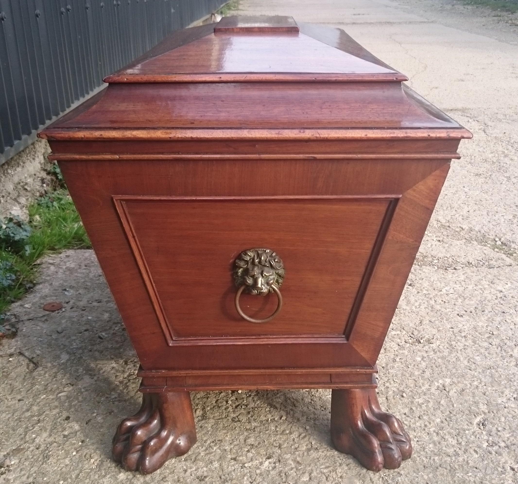 Early 19th Century Regency Mahogany Antique Wine Cooler For Sale 2