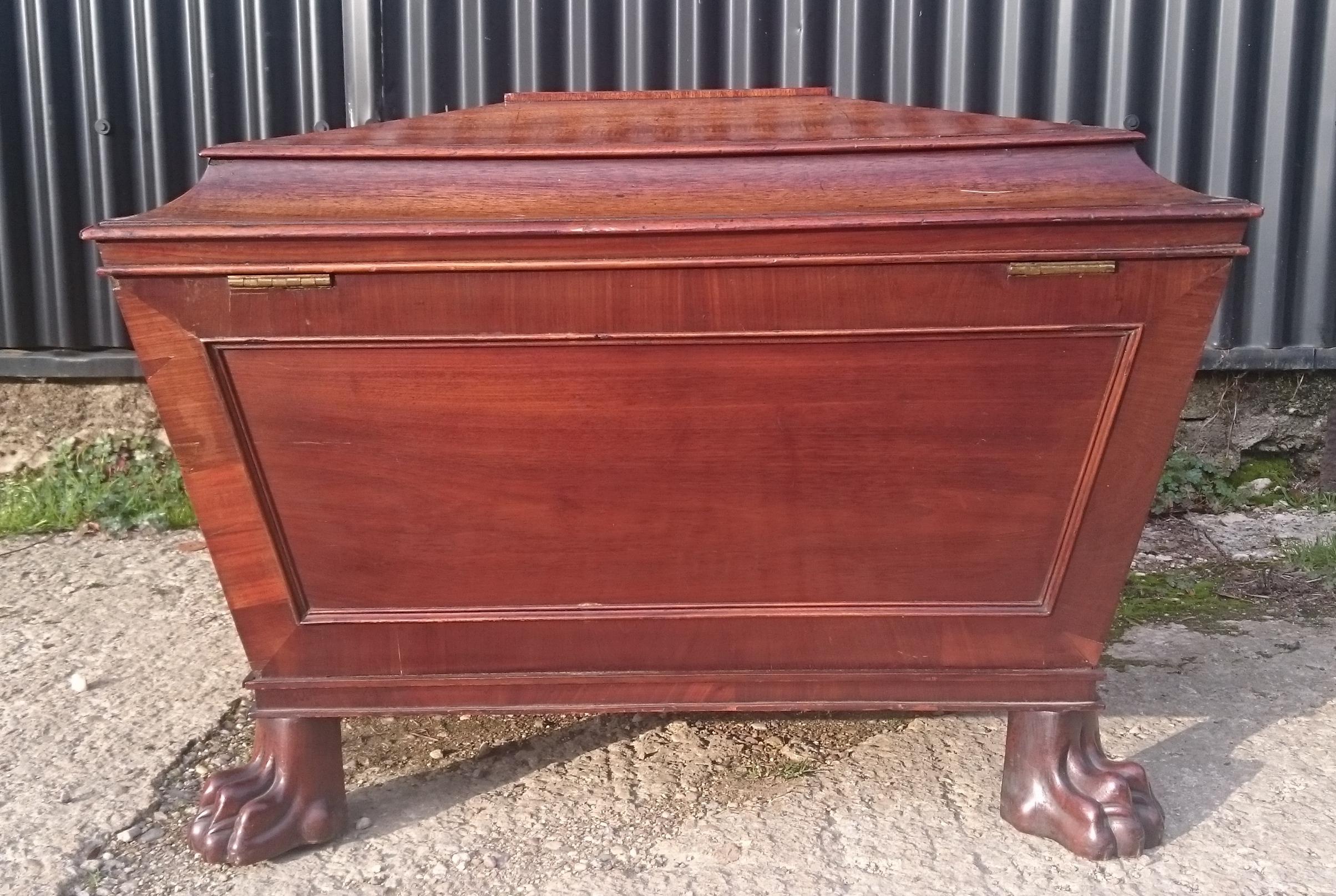 Early 19th Century Regency Mahogany Antique Wine Cooler For Sale 4
