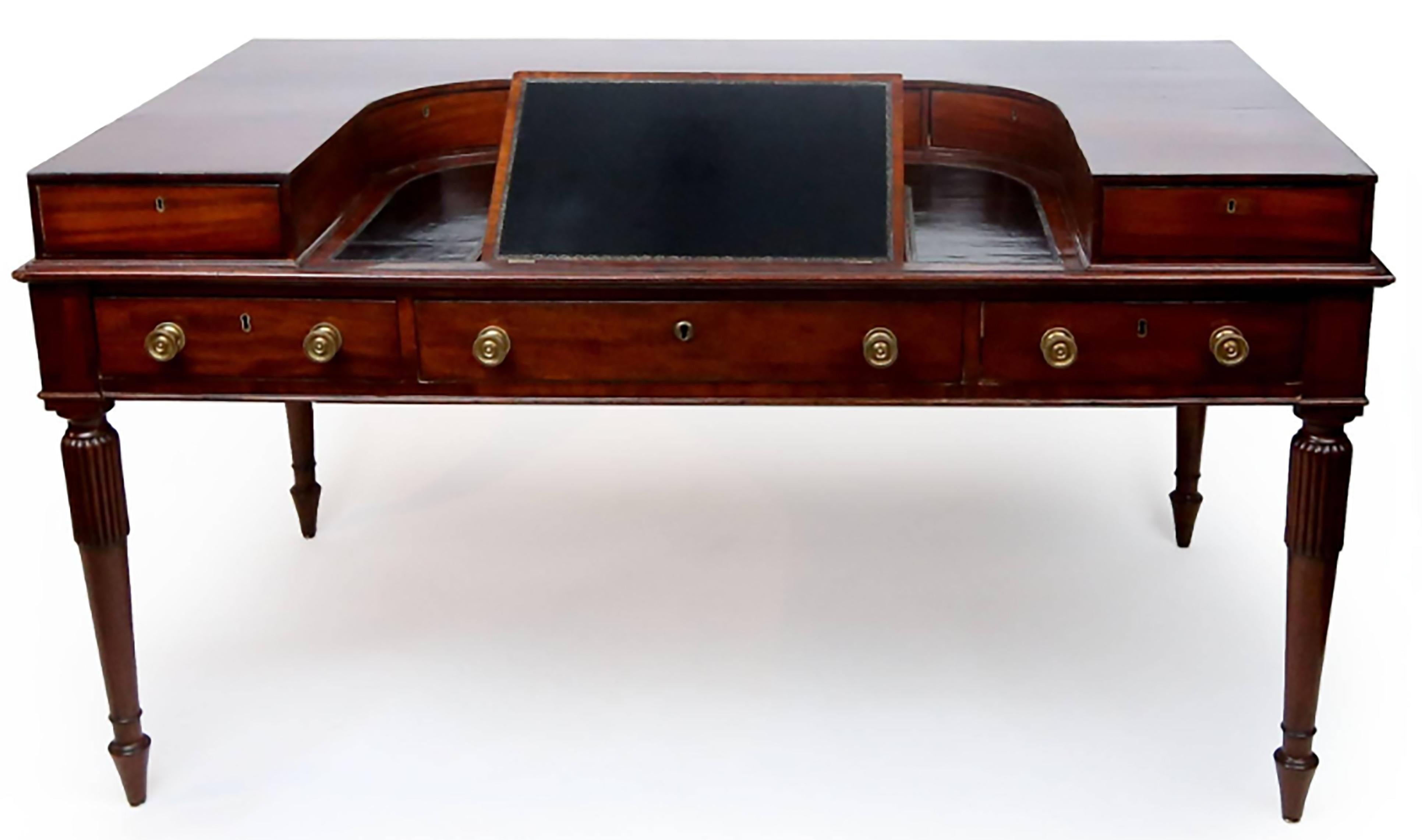 English Early 19th Century Regency Mahogany Carlton House Desk, circa 1820 For Sale