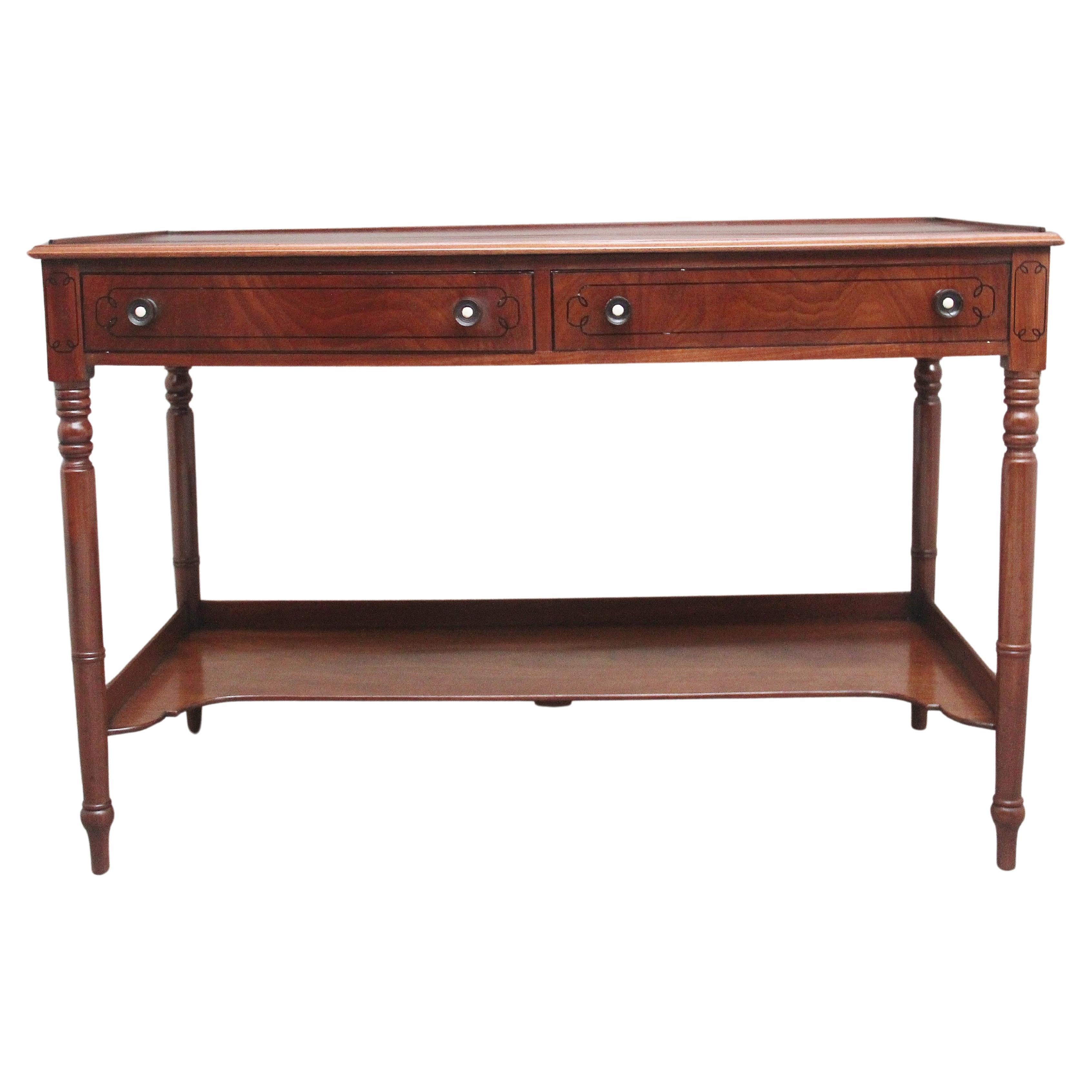 Early 19th Century Regency mahogany serving table