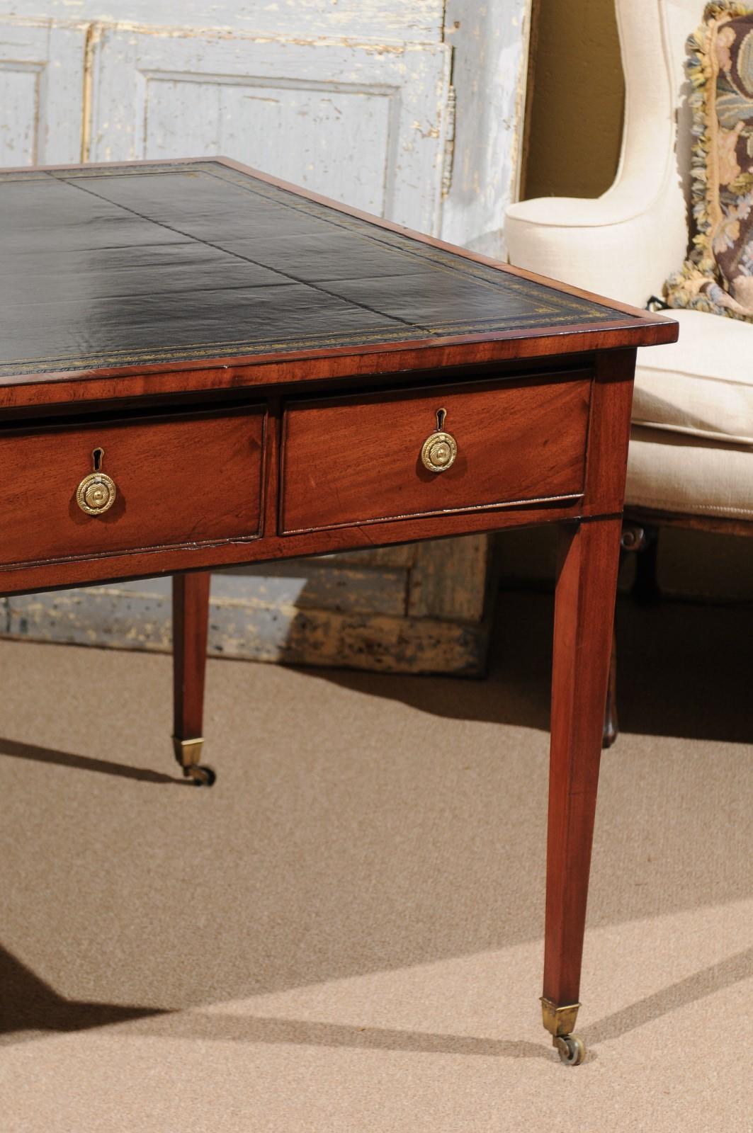 Early 19th Century Regency Mahogany Writing Table Partner's Desk In Good Condition In Atlanta, GA