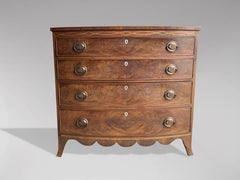 Commode en acajou du début du 19e siècle de la période Régence