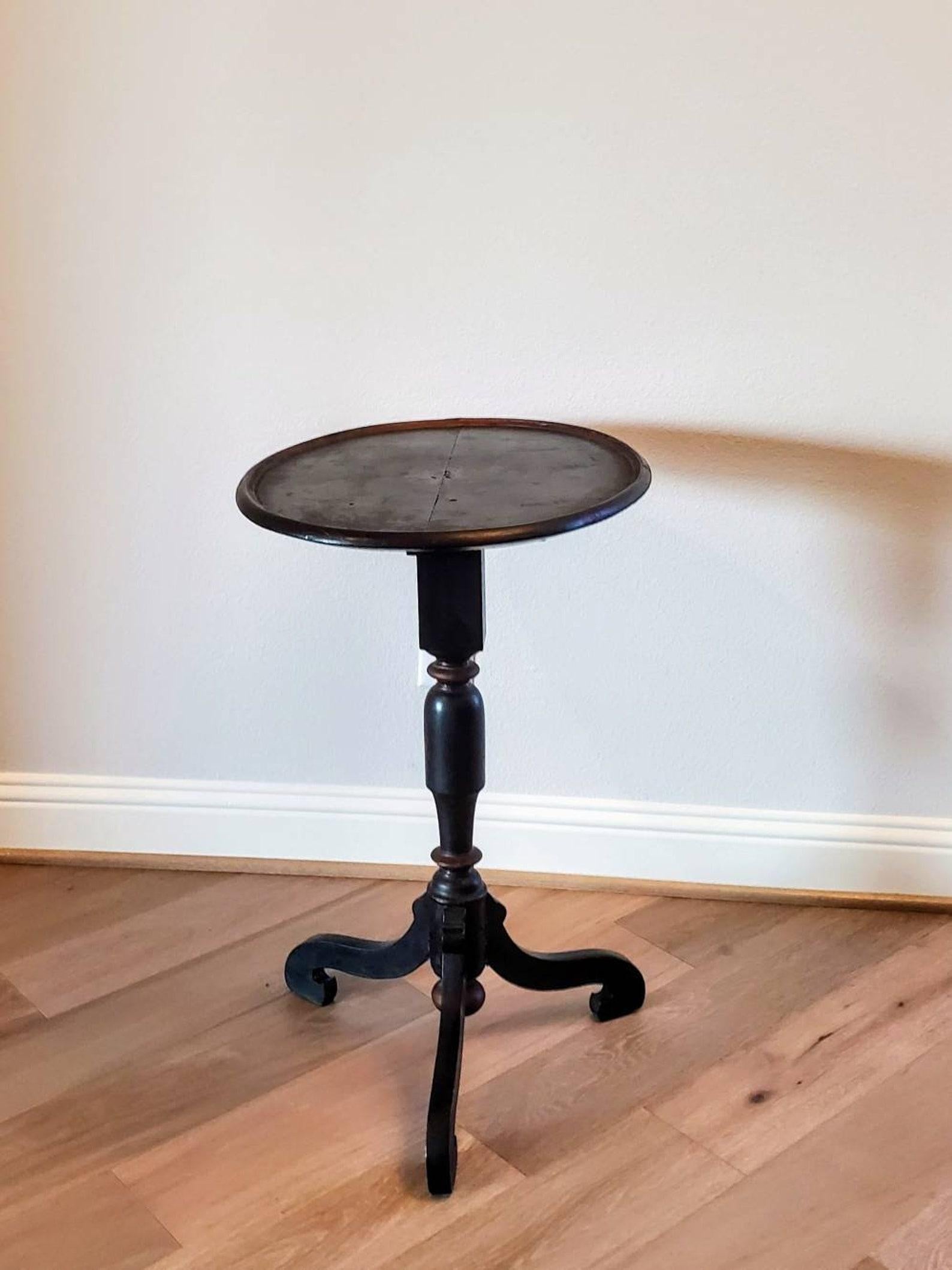 Leather Early 19th Century Regency Period Tilt Top Table