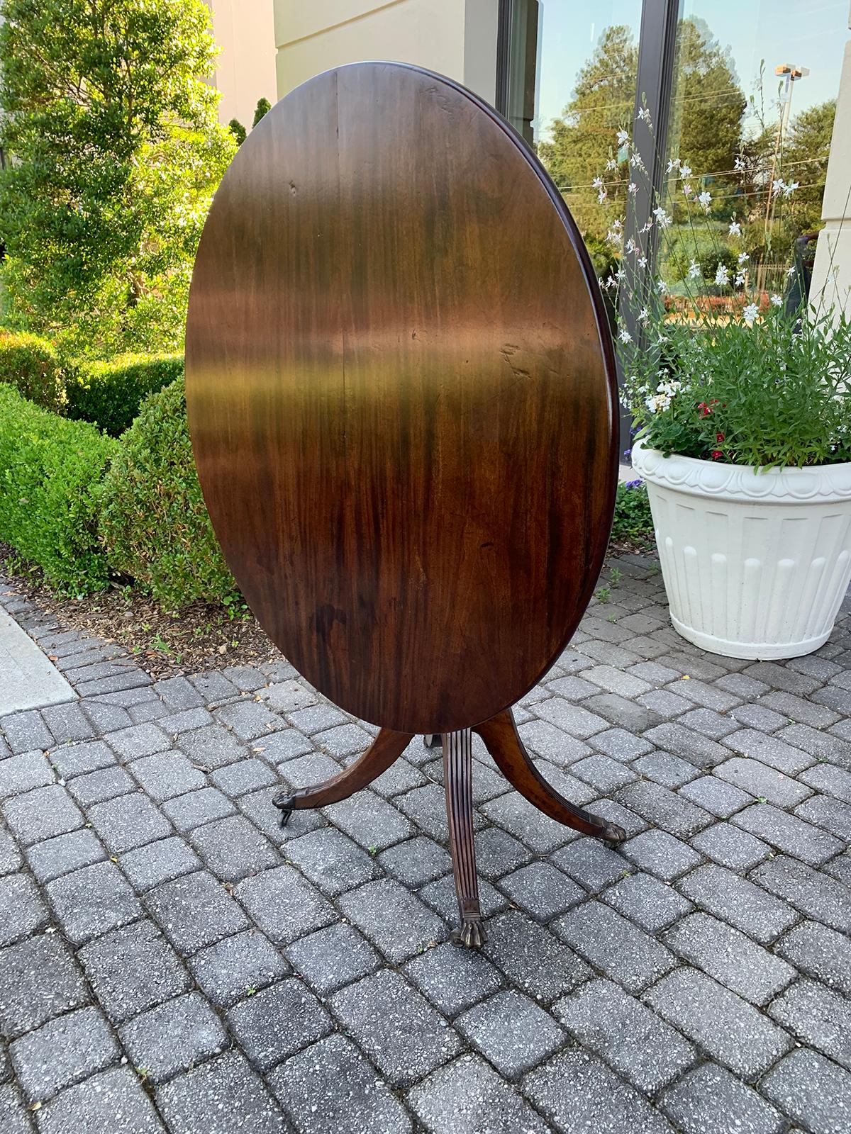 Early 19th Century Regency Style Round Mahogany Tilt-Top Pedestal Table 6