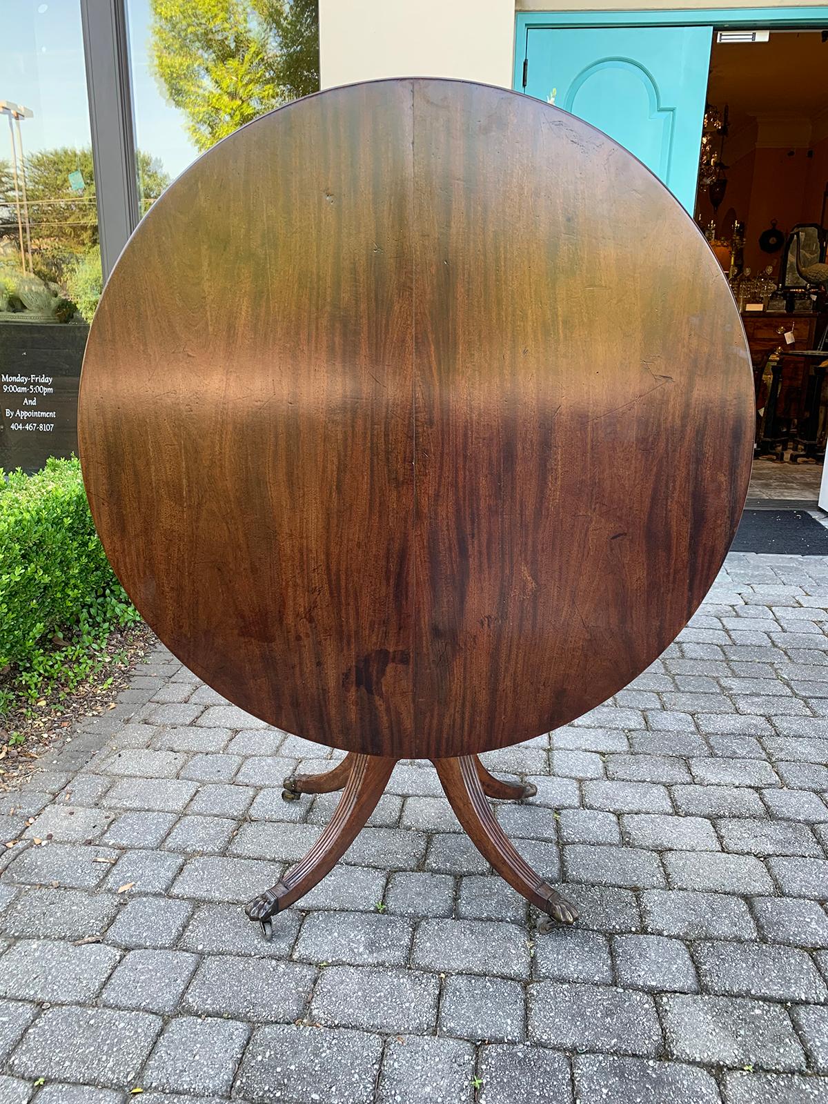 Early 19th Century Regency Style Round Mahogany Tilt-Top Pedestal Table 3