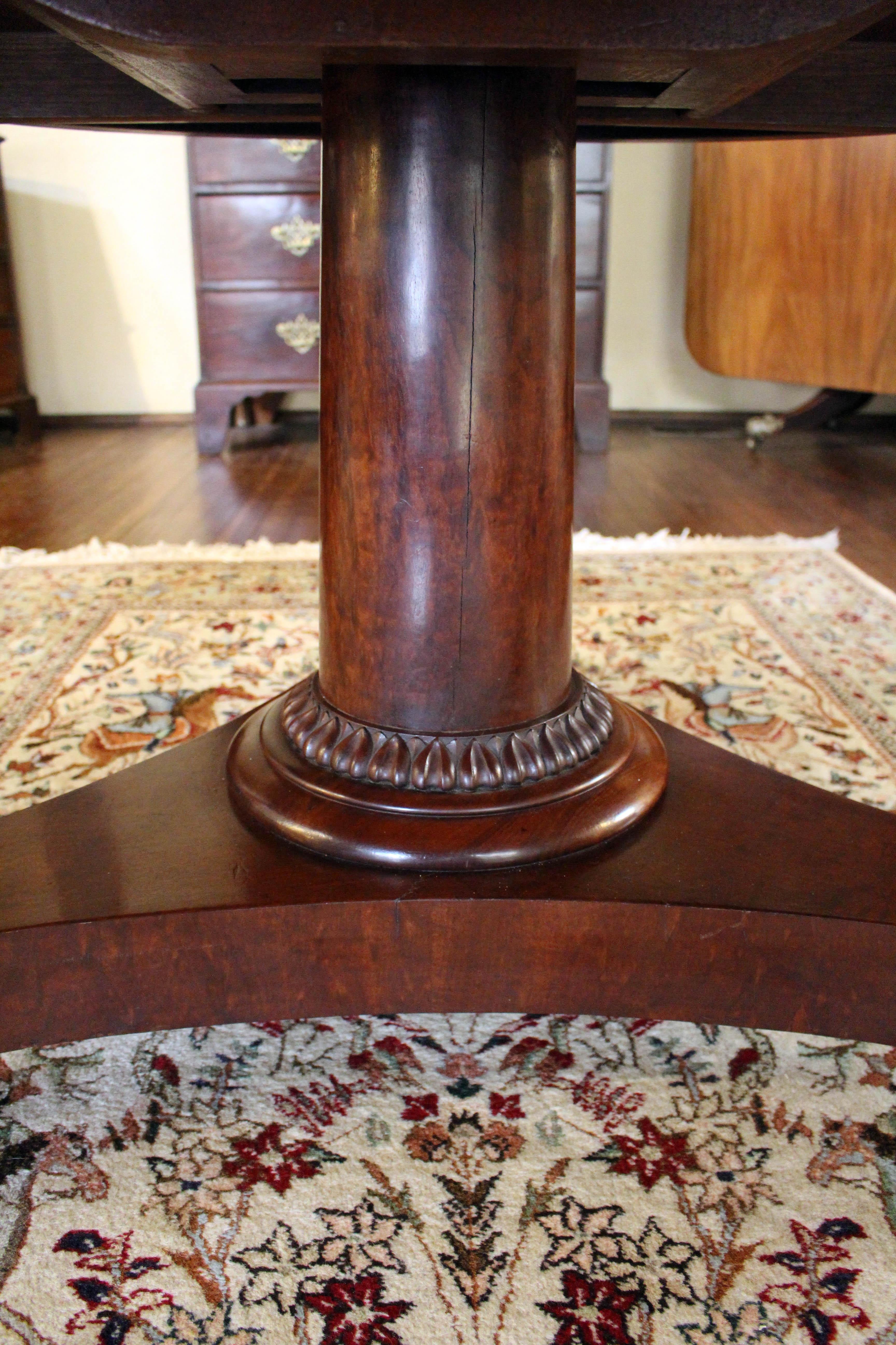 Early 19th Century Regency to George IV Tilt-Top Center Table For Sale 4