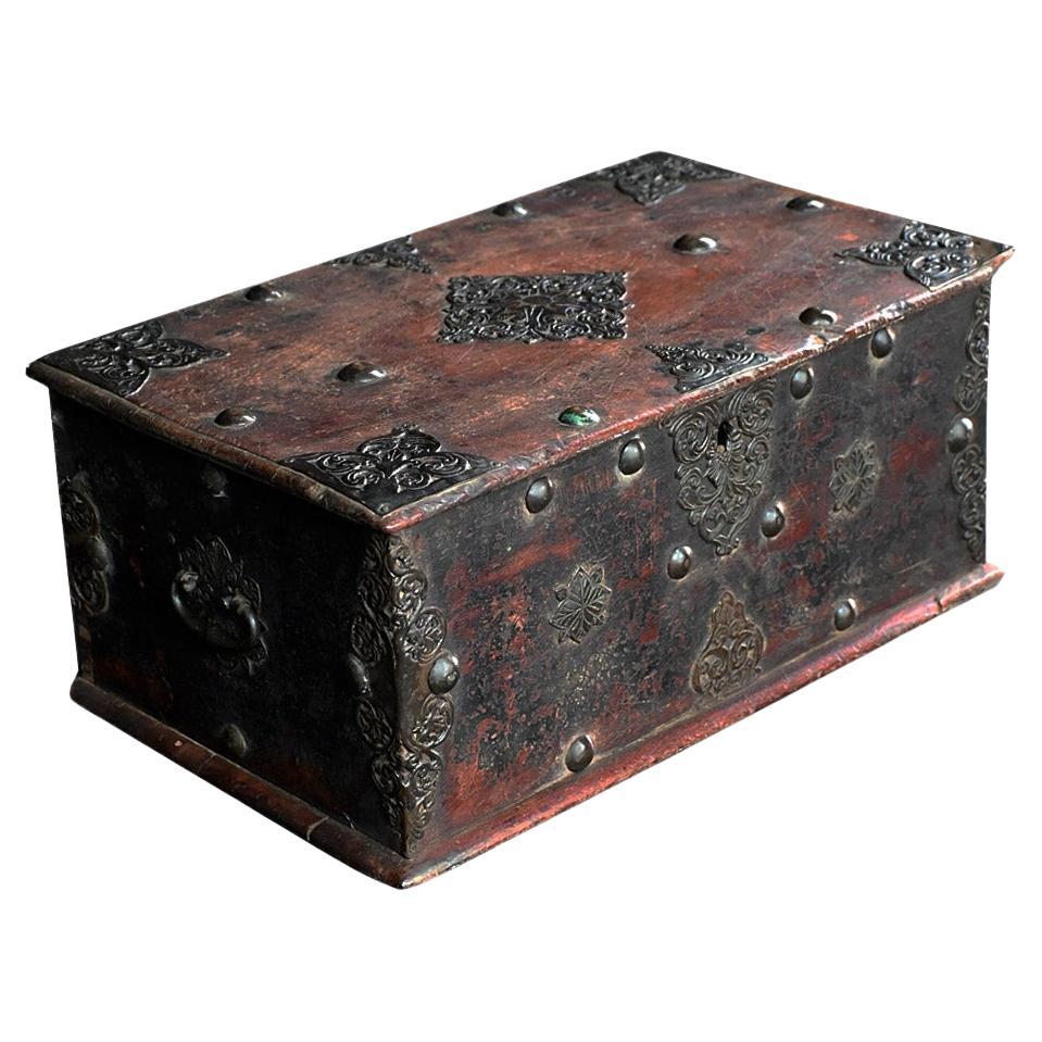Early 19th Century repoussé Indian Lock / Safe Box For Sale