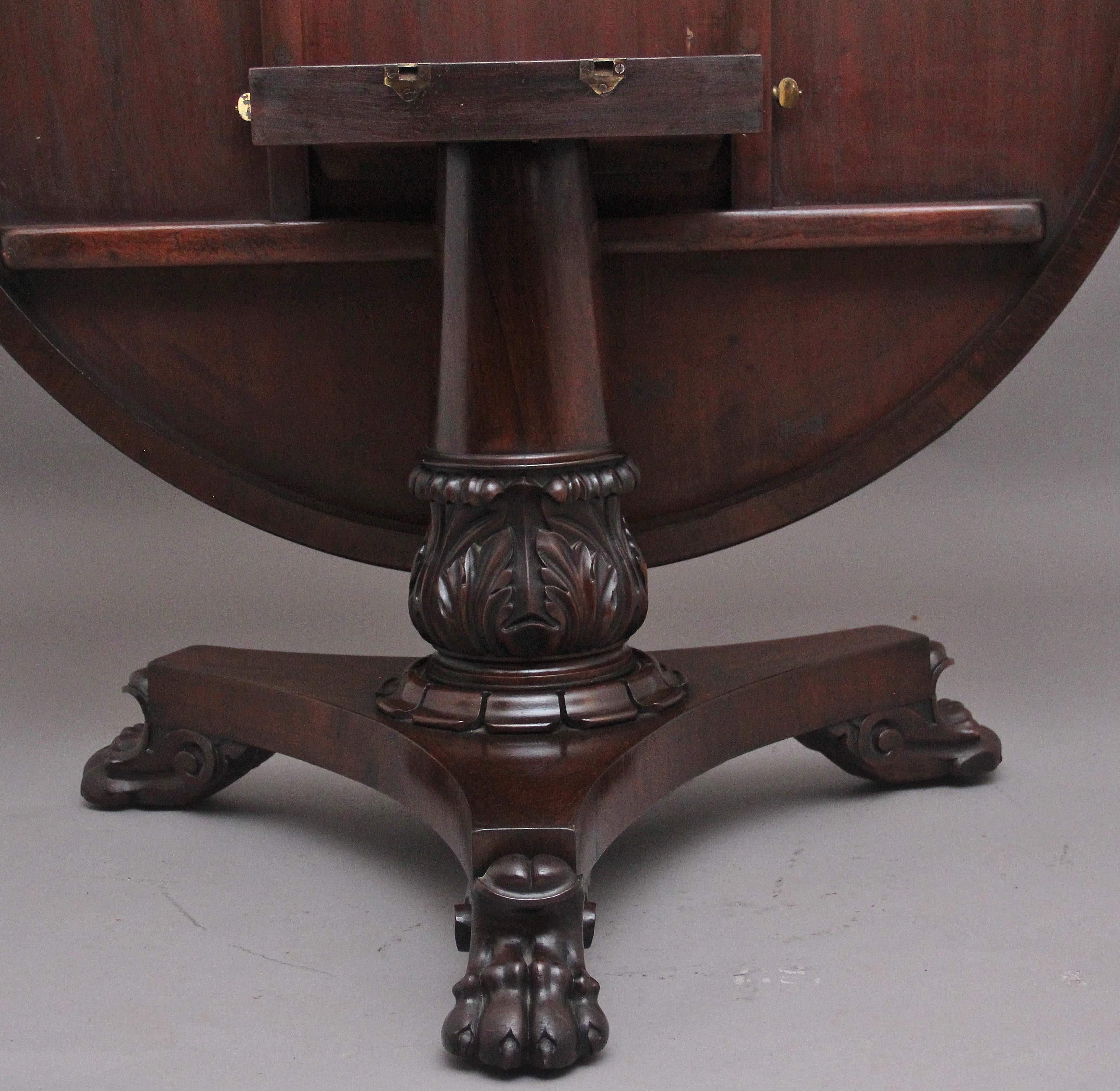 Rosewood Early 19th Century rosewood breakfast table For Sale