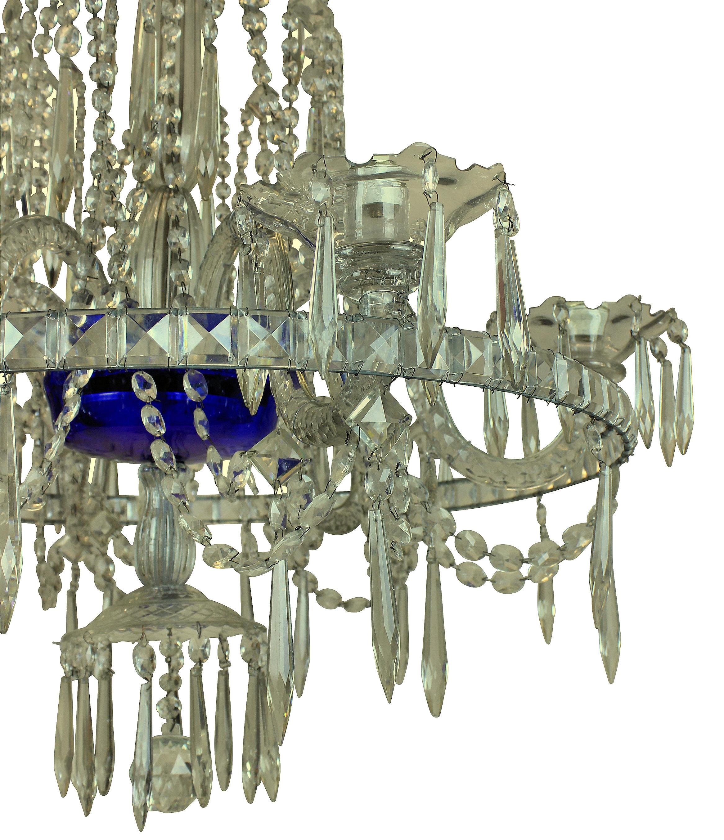 Early 19th Century Russian Chandelier In Good Condition In London, GB