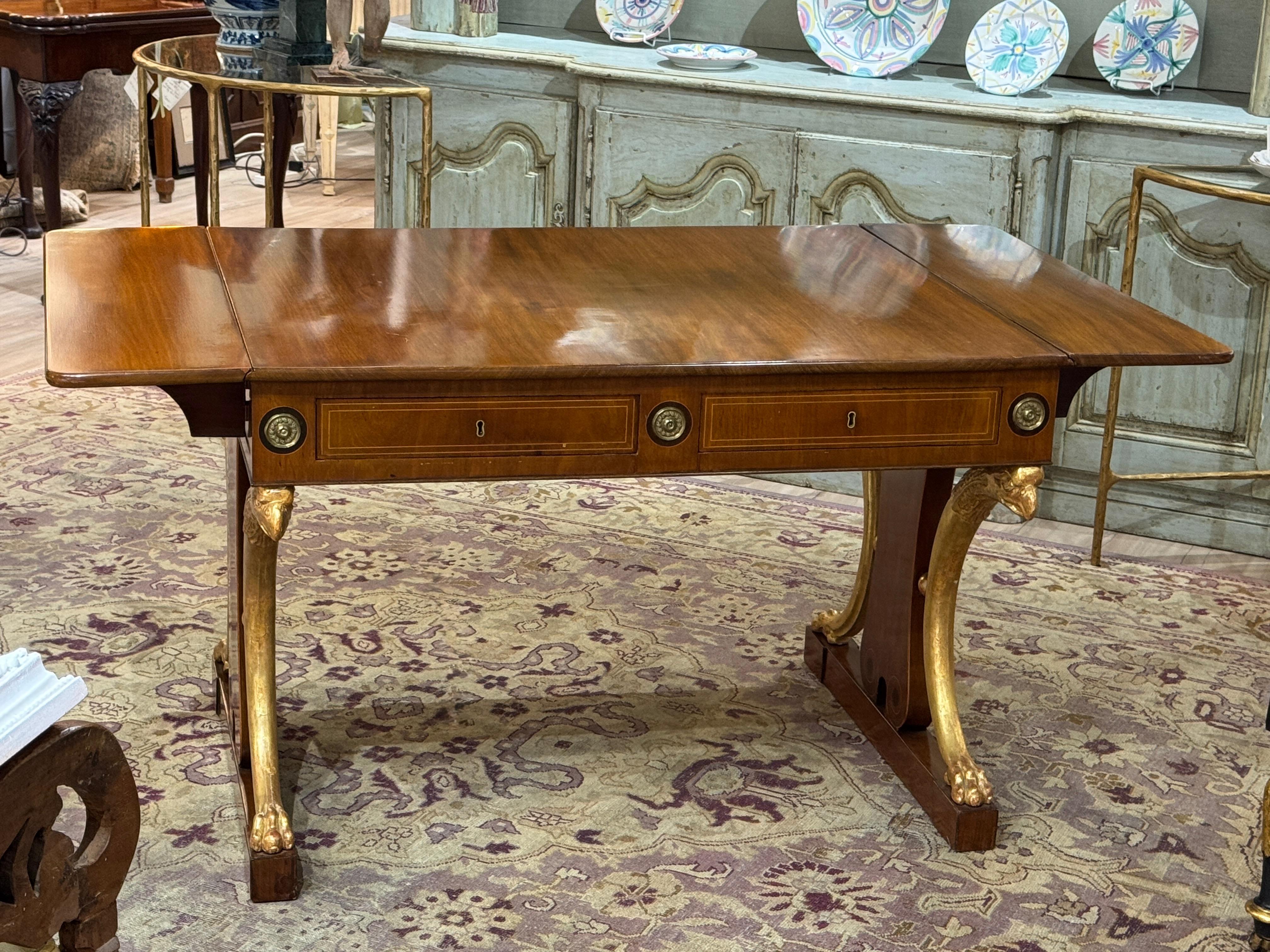 Early 19th Century Russian Mahogany and Parcel-Gilt Sofa Table For Sale 7