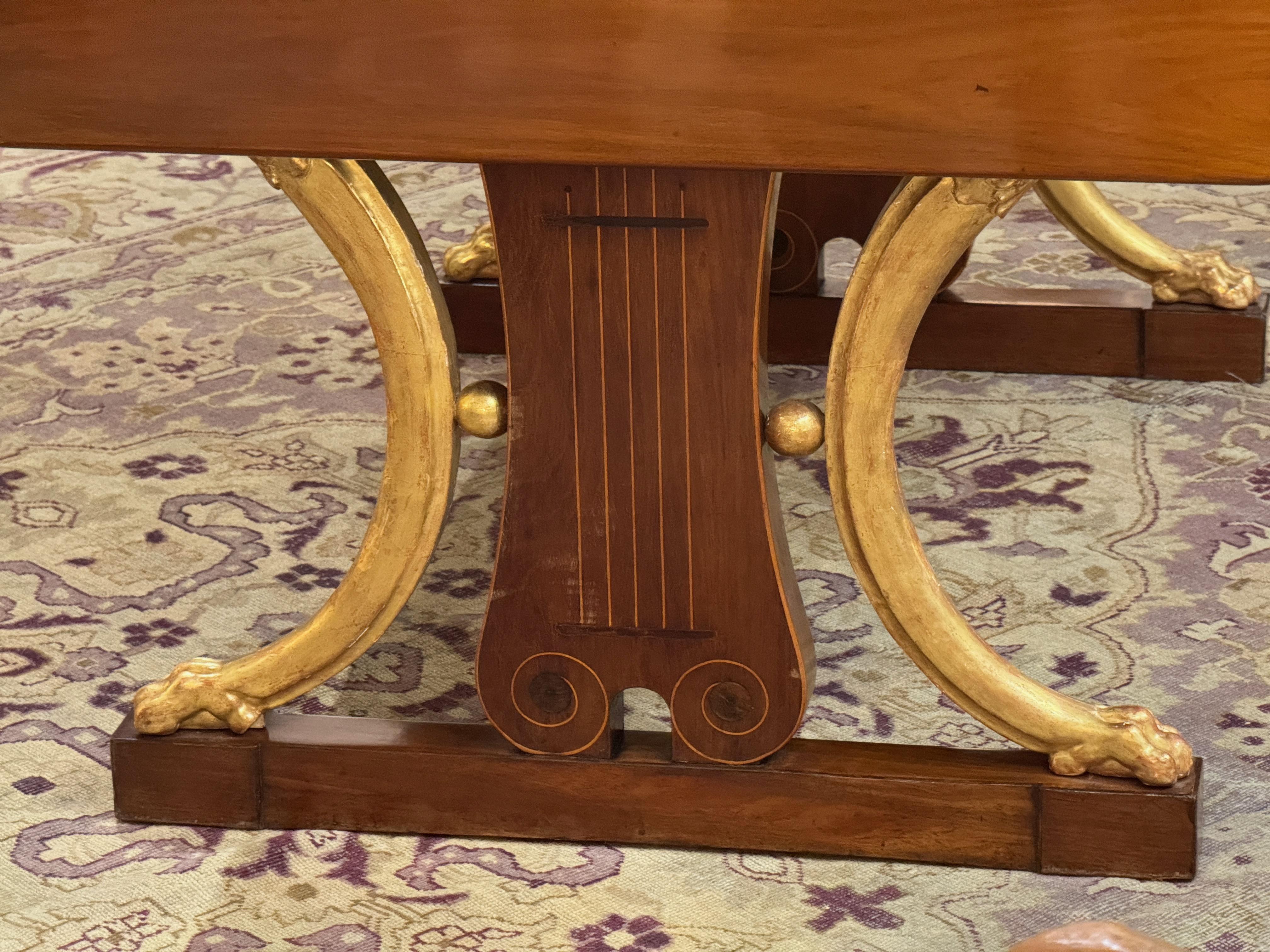 Early 19th Century Russian Mahogany and Parcel-Gilt Sofa Table For Sale 4
