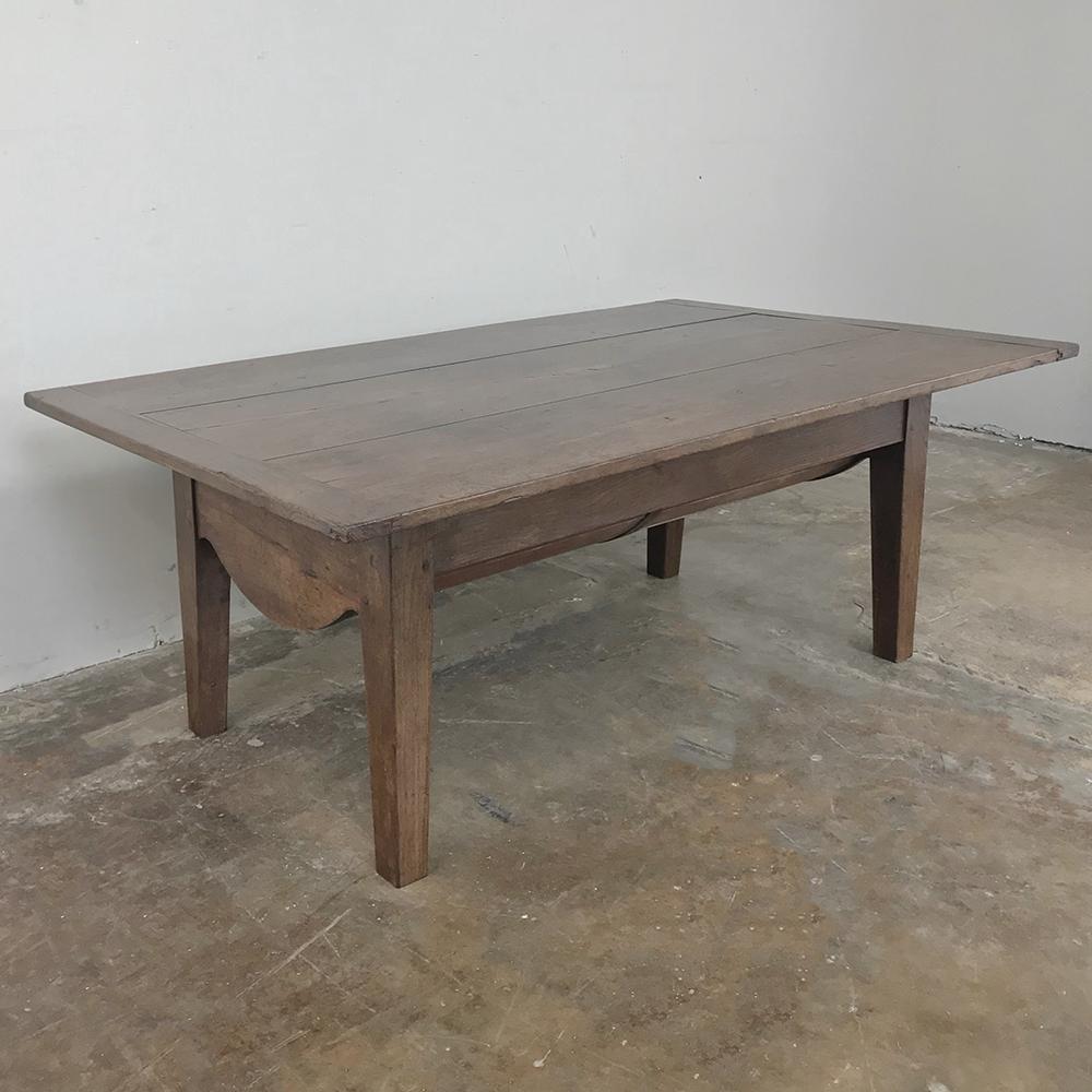 Early 19th Century Rustic Country French Petrin, Coffee Table In Good Condition In Dallas, TX