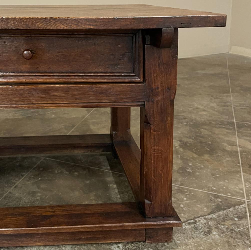 Early 19th Century Rustic Dutch Oak Side Table For Sale 8