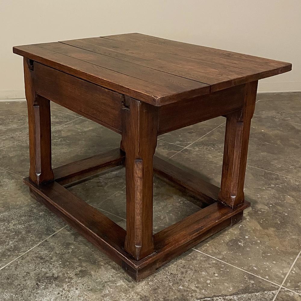 Early 19th Century Rustic Dutch Oak Side Table For Sale 9