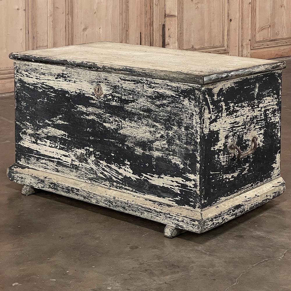 Hand-Crafted Early 19th Century Rustic Swedish Painted Trunk ~ Blanket Chest ~ Coffee Table For Sale