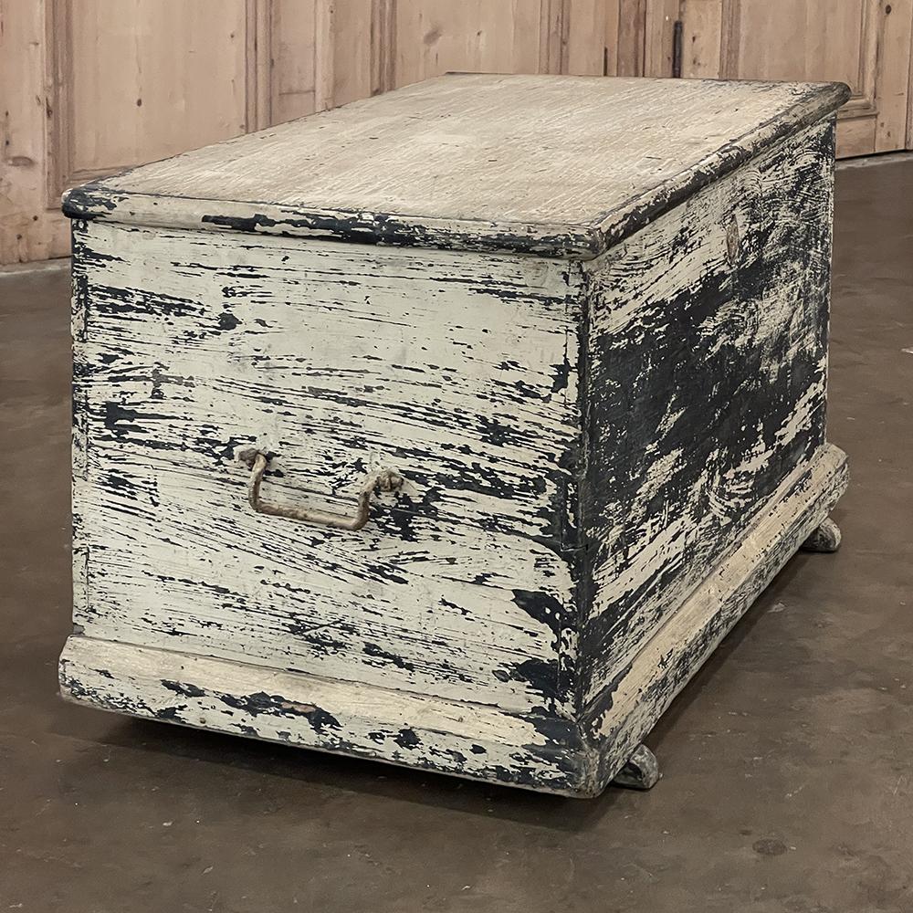 Early 19th Century Rustic Swedish Painted Trunk ~ Blanket Chest ~ Coffee Table For Sale 2