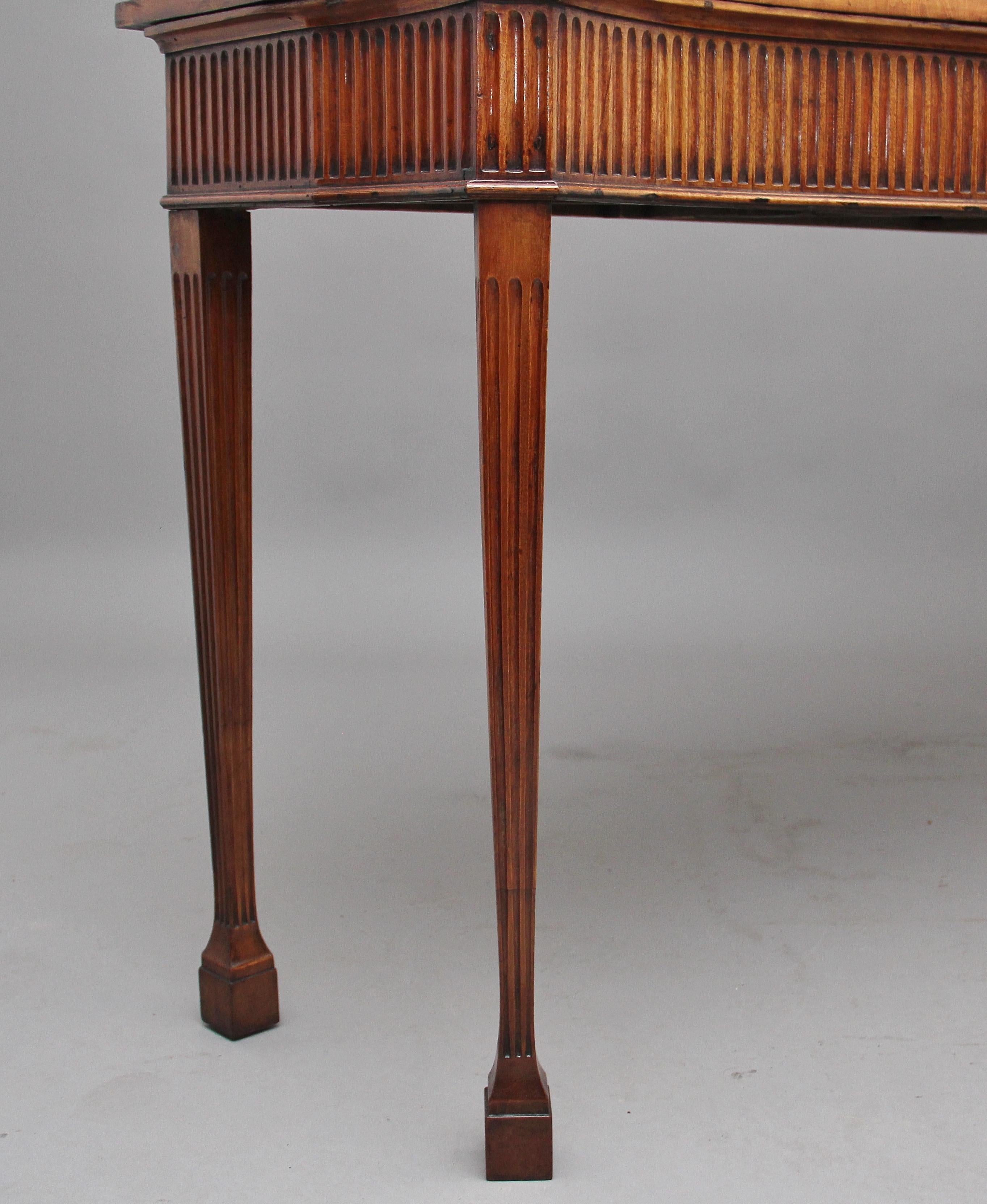 Early 19th Century Satinwood Serpentine Serving Table 4