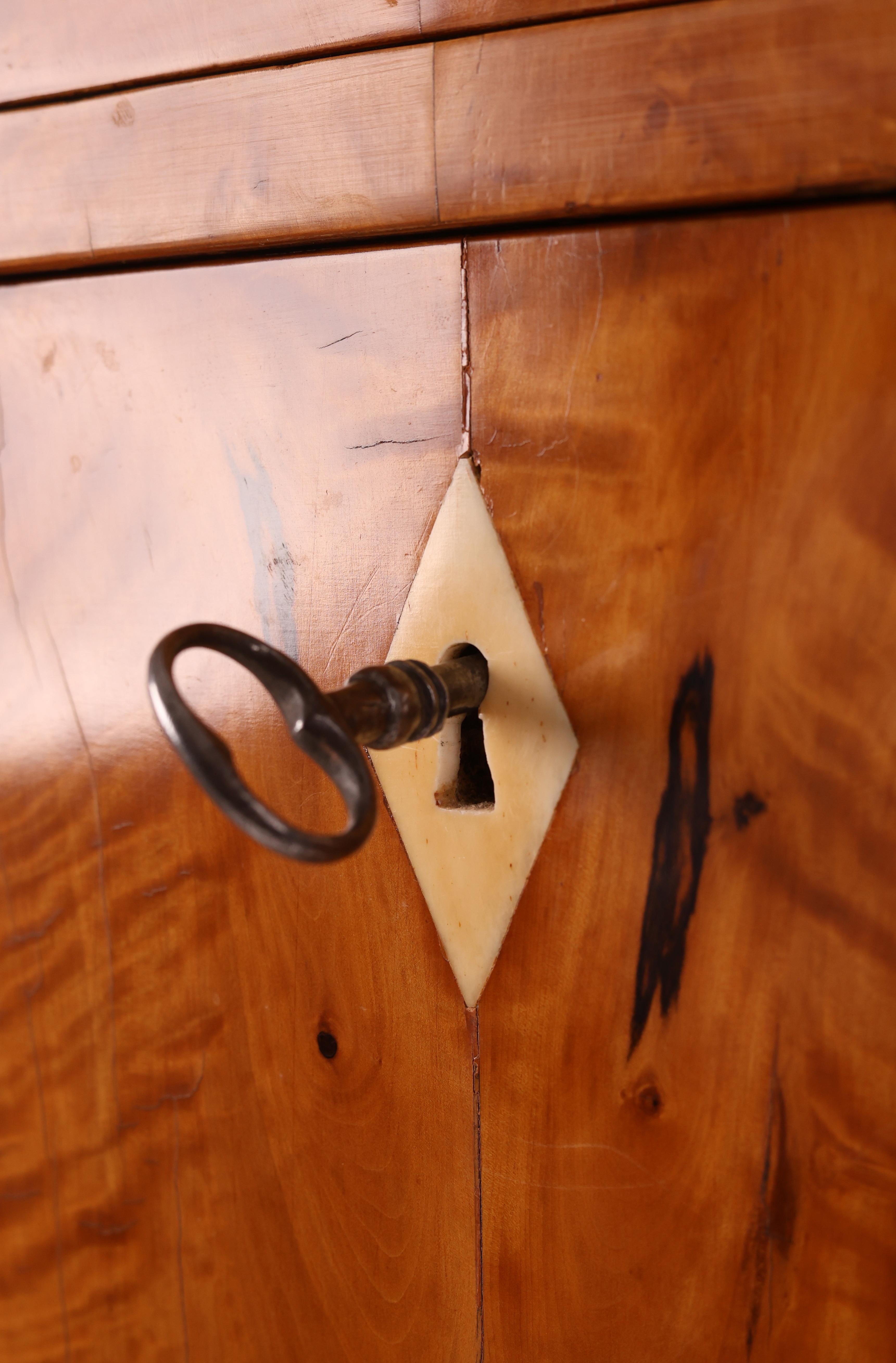 Early 19th Century Secretary, Birch and Birch burl veneered For Sale 13