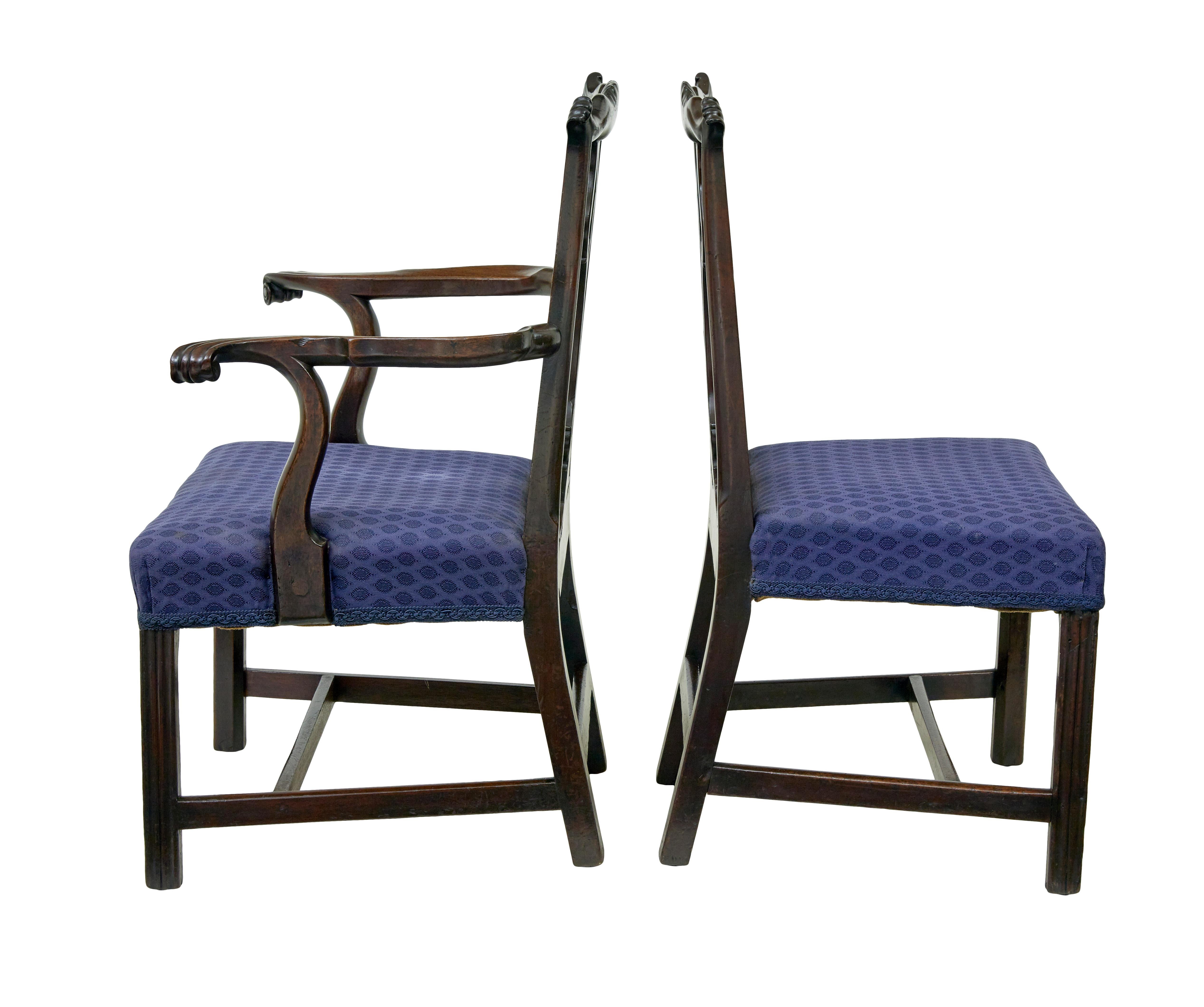 Carved Early 19th century set of 10 Chippendale design dining chairs For Sale