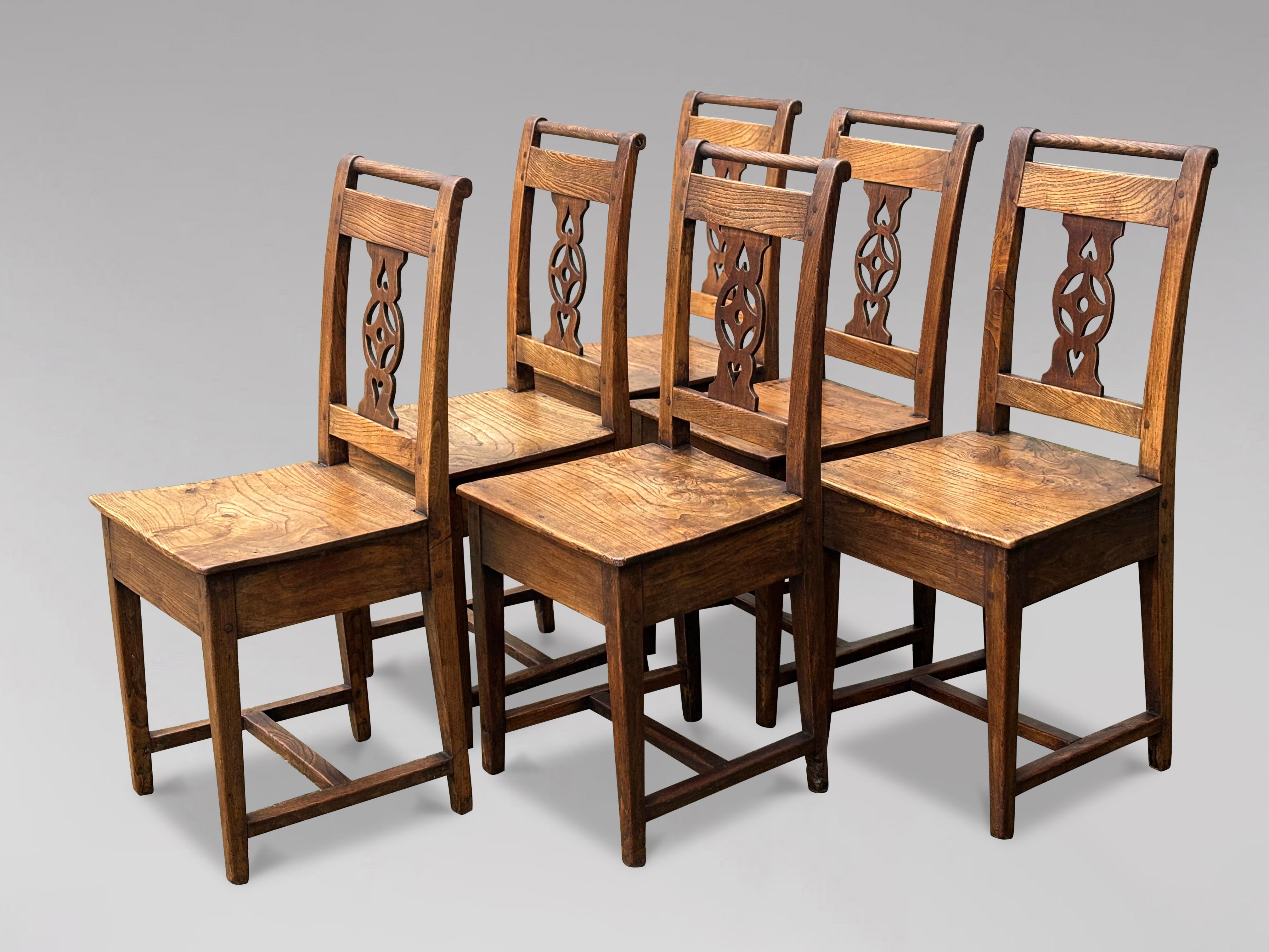Georgian Early 19th Century Set of 6 Yew Wood Farmhouse Kitchen Dining Chairs