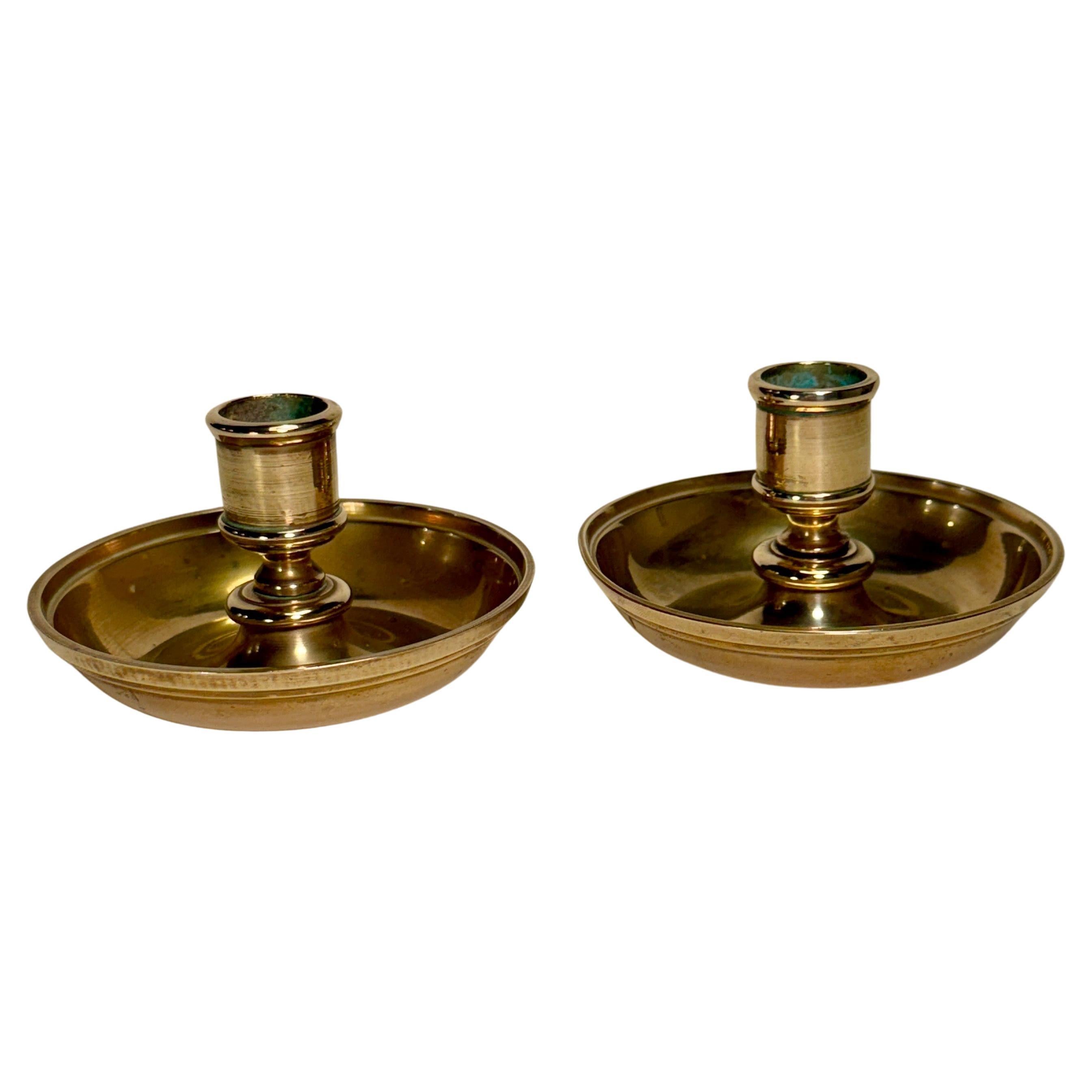 Early 19th Century Set of Brass Travel Candlesticks Chamber-stands For Sale