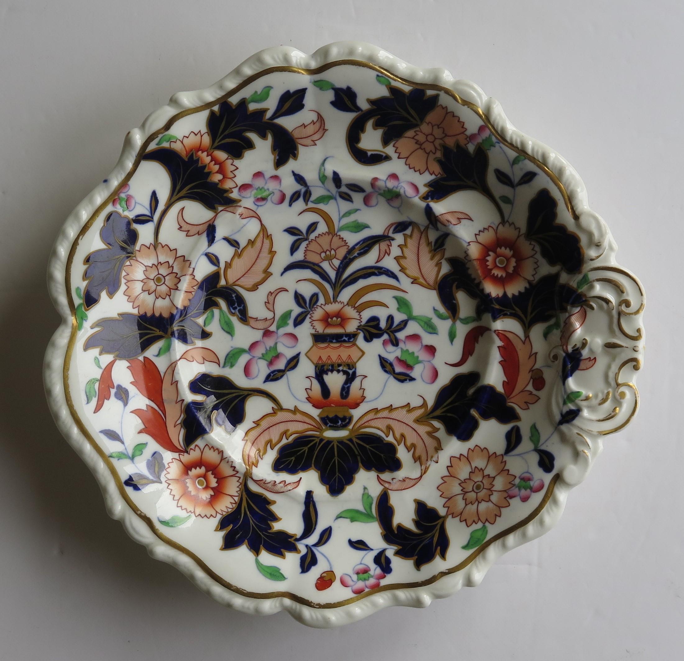 Early 19th Century Shell Desert Dish Porcelain Hand Painted, Staffordshire UK For Sale 4
