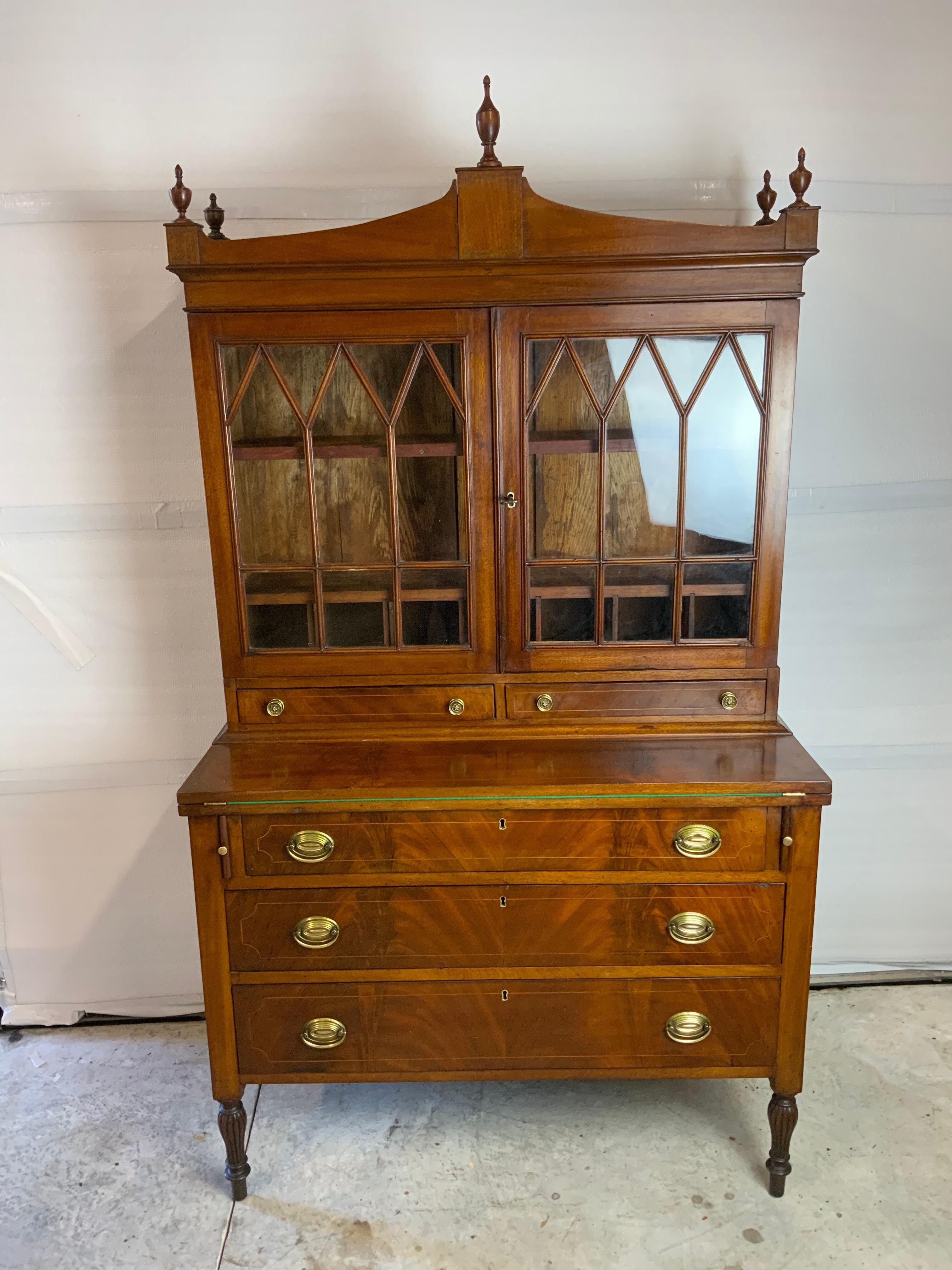 Early 19th Century Sheraton Bookcase Secretary  6