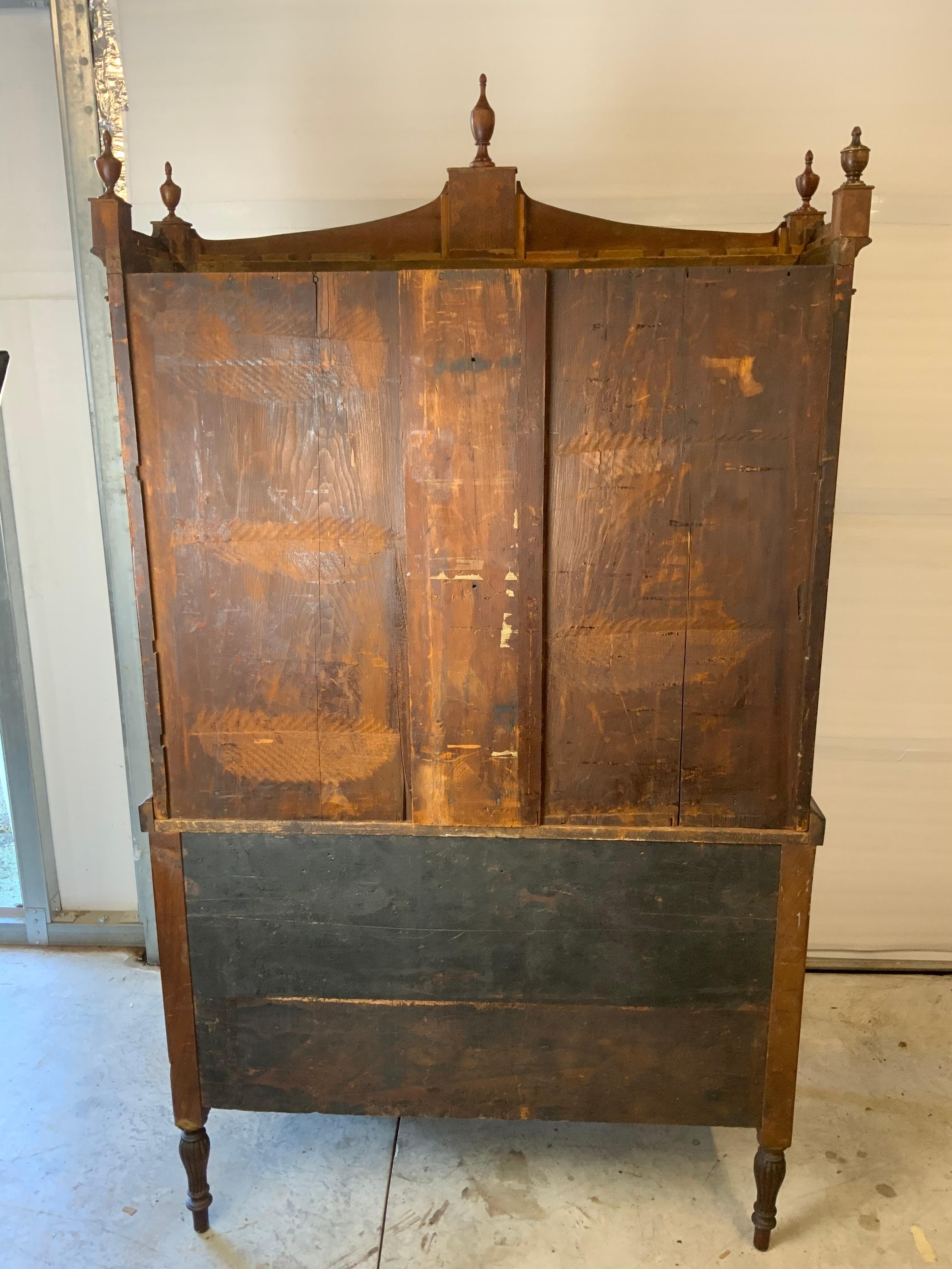 Early 19th Century Sheraton Bookcase Secretary  9