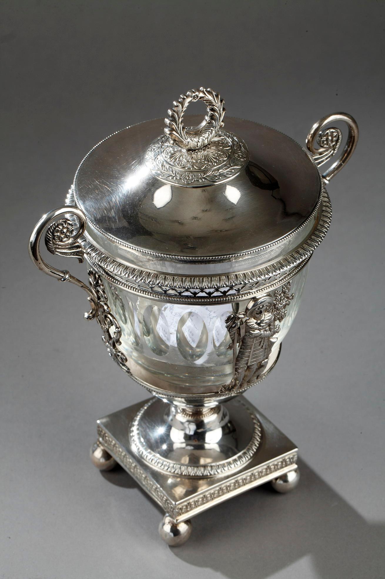 Early 19th Century Silver and Crystal Candy Dish In Good Condition For Sale In Paris, FR