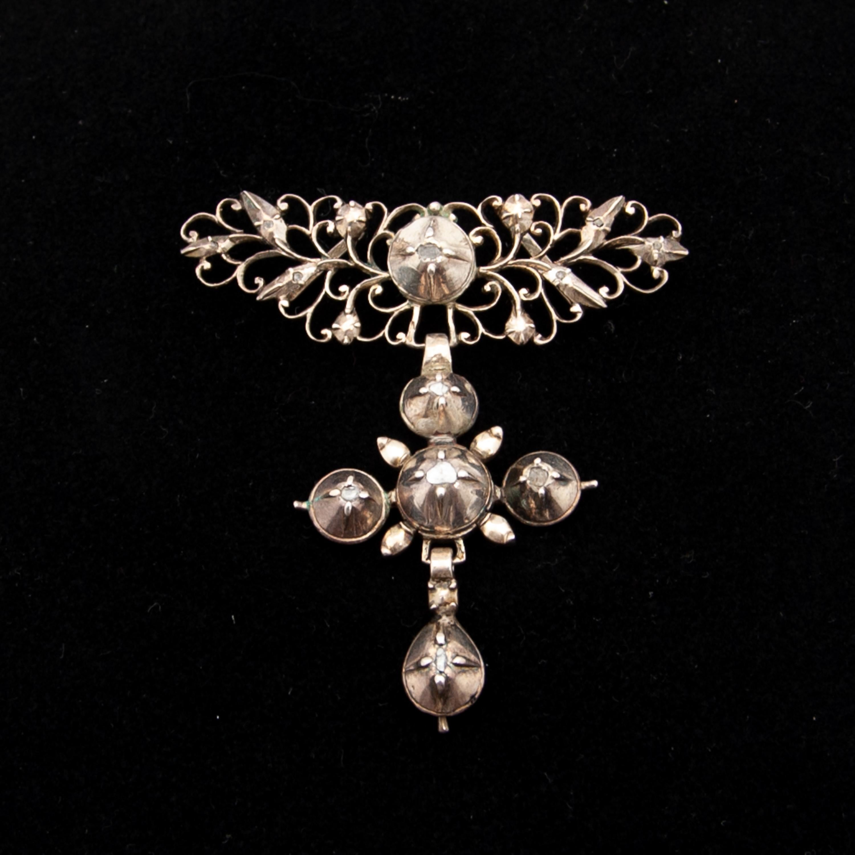 Antique Rose Cut Diamond and Silver Cross Pendant In Good Condition For Sale In Rotterdam, NL