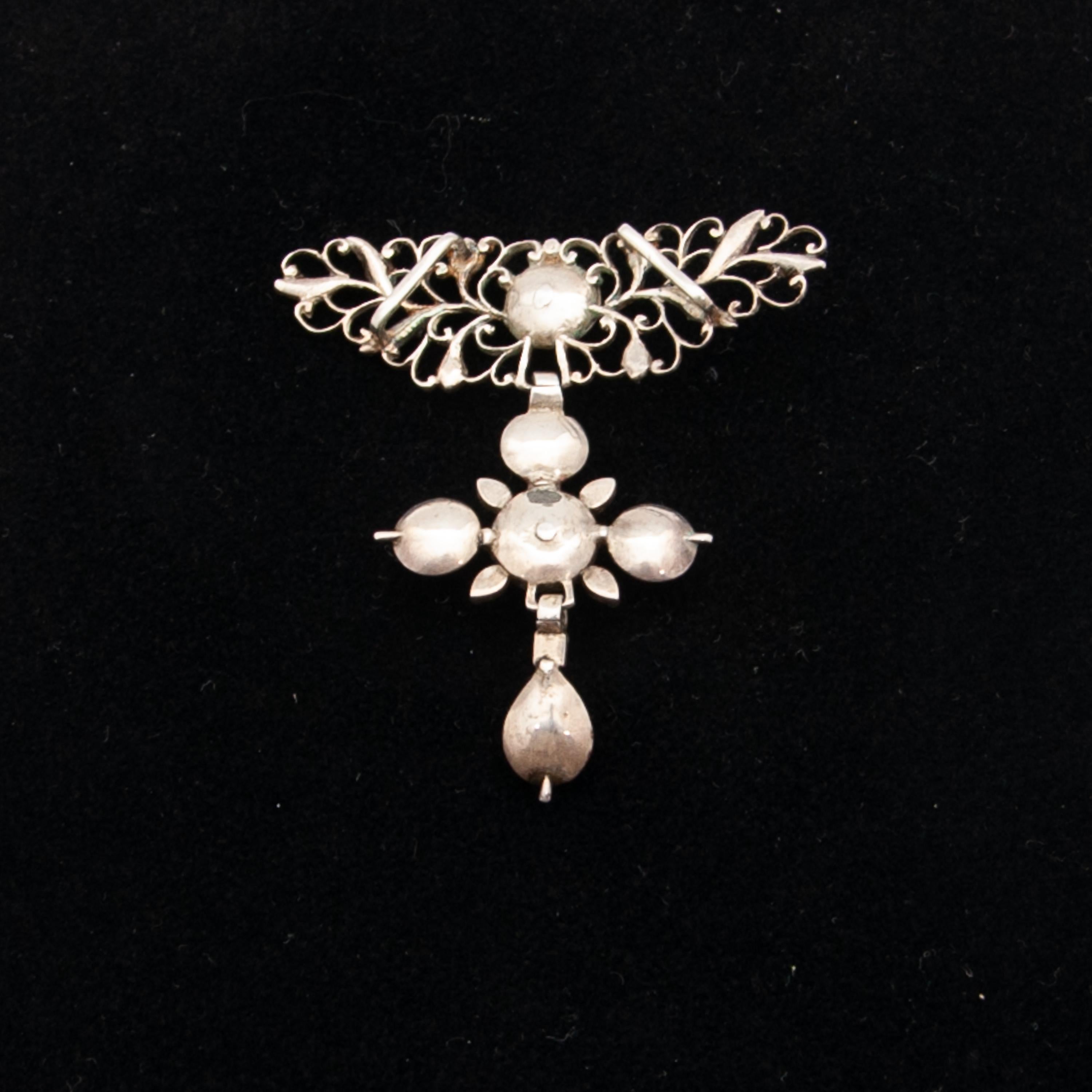 Antique Rose Cut Diamond and Silver Cross Pendant For Sale 4