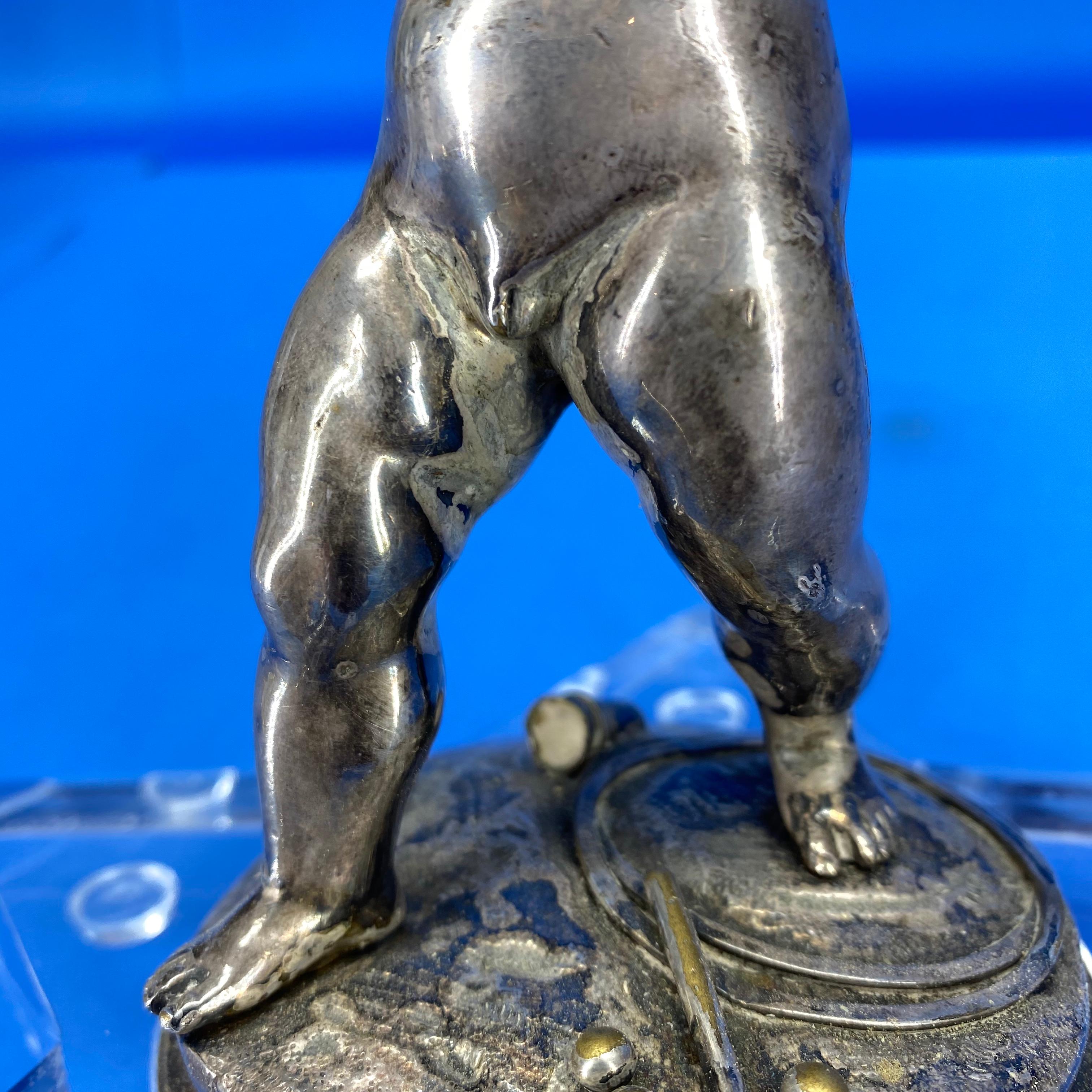 Early 19th Century Silver-Plated Putti On A Star-Shaped Lucite Base For Sale 9