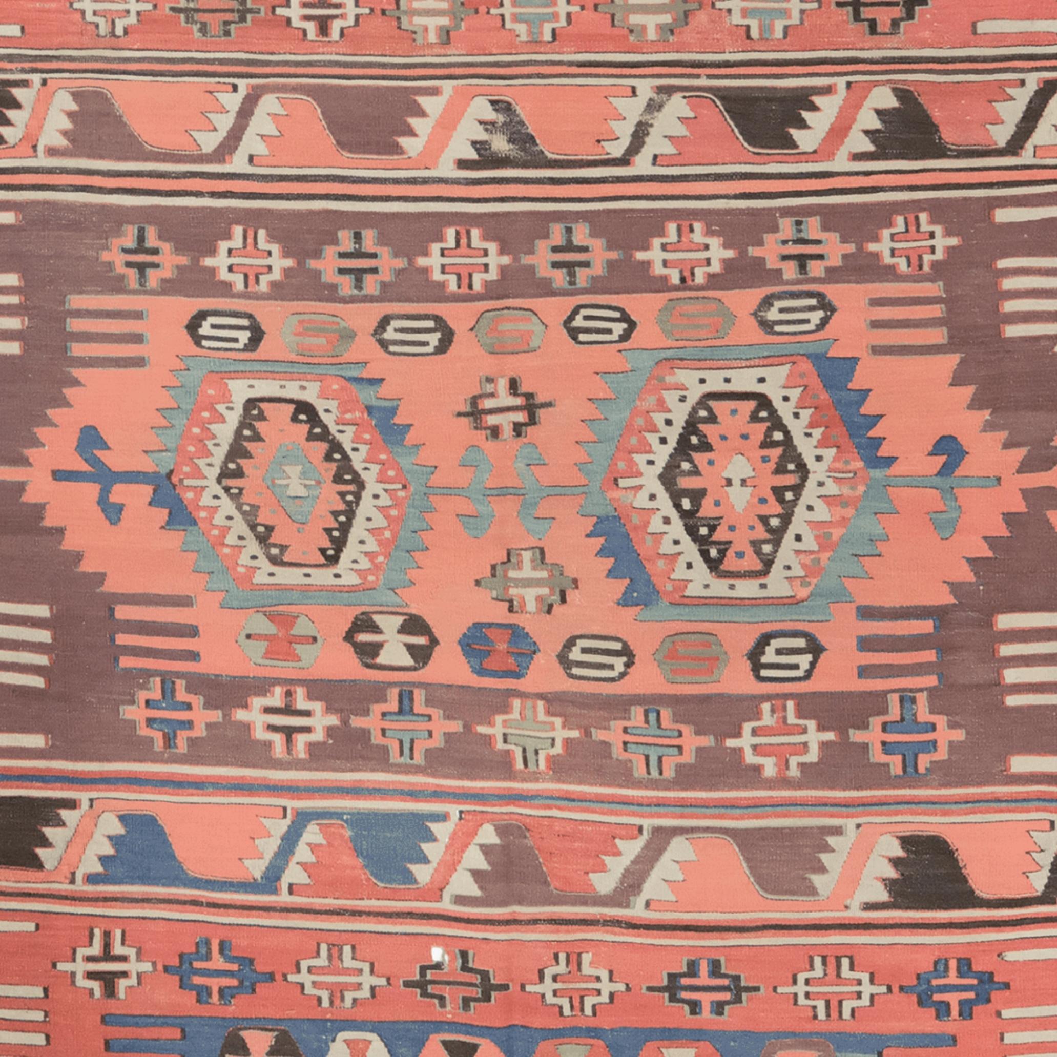Turc Kilim Sivrihisar du début du 19e siècle en vente
