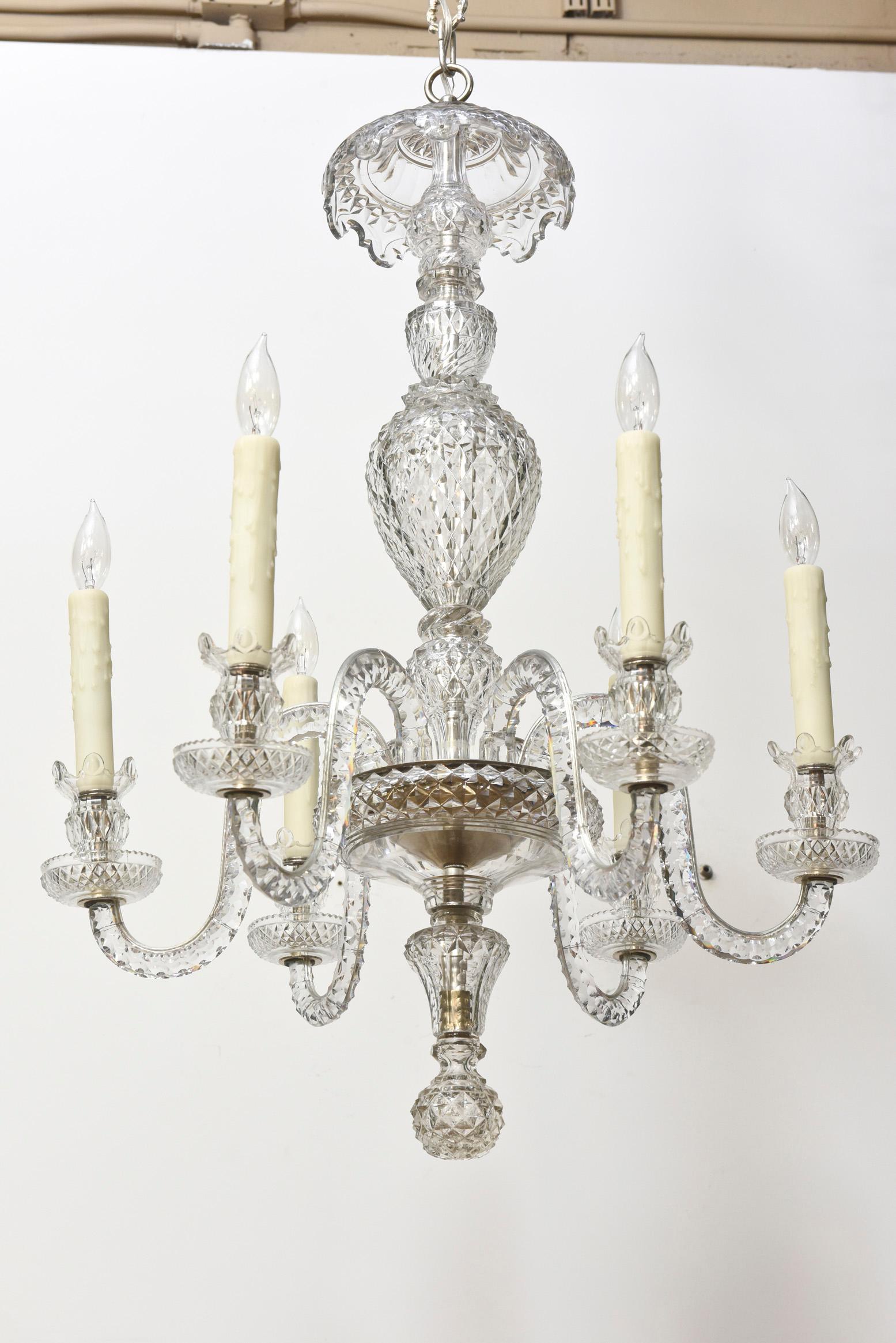 Georgiano Lampadario Waterford a sei bracci dell'inizio del XIX secolo