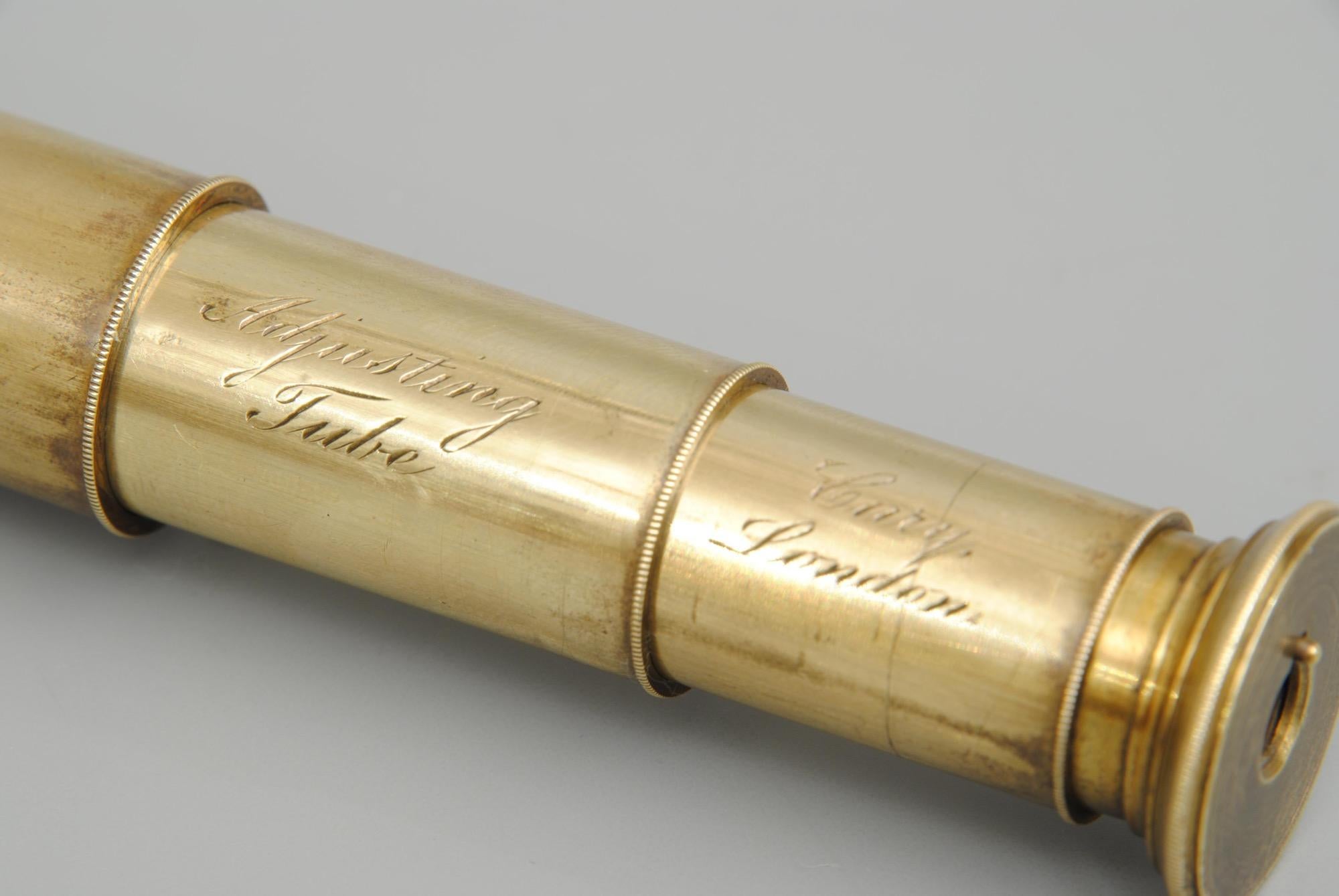Early 19th Century Small Six Draw Pocket Telescope by Cary In Good Condition In Lincolnshire, GB