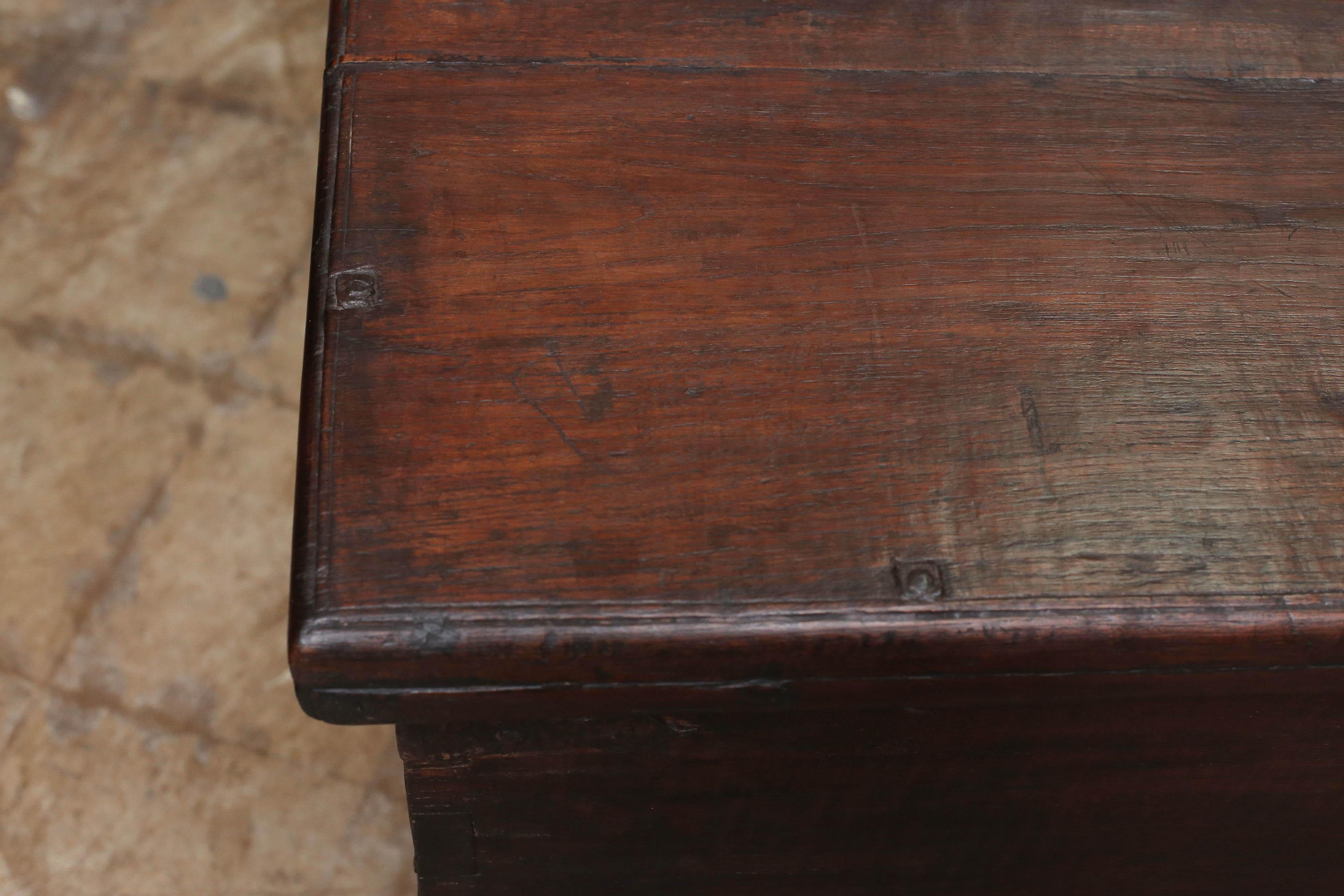 Early 19th Century Solid Teak Wood Dowry Chest from the Holy Town of Varanasi For Sale 1