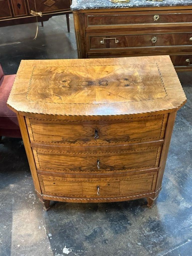 Early 19th Century South German Inlaid Walnut Chest In Good Condition For Sale In Dallas, TX