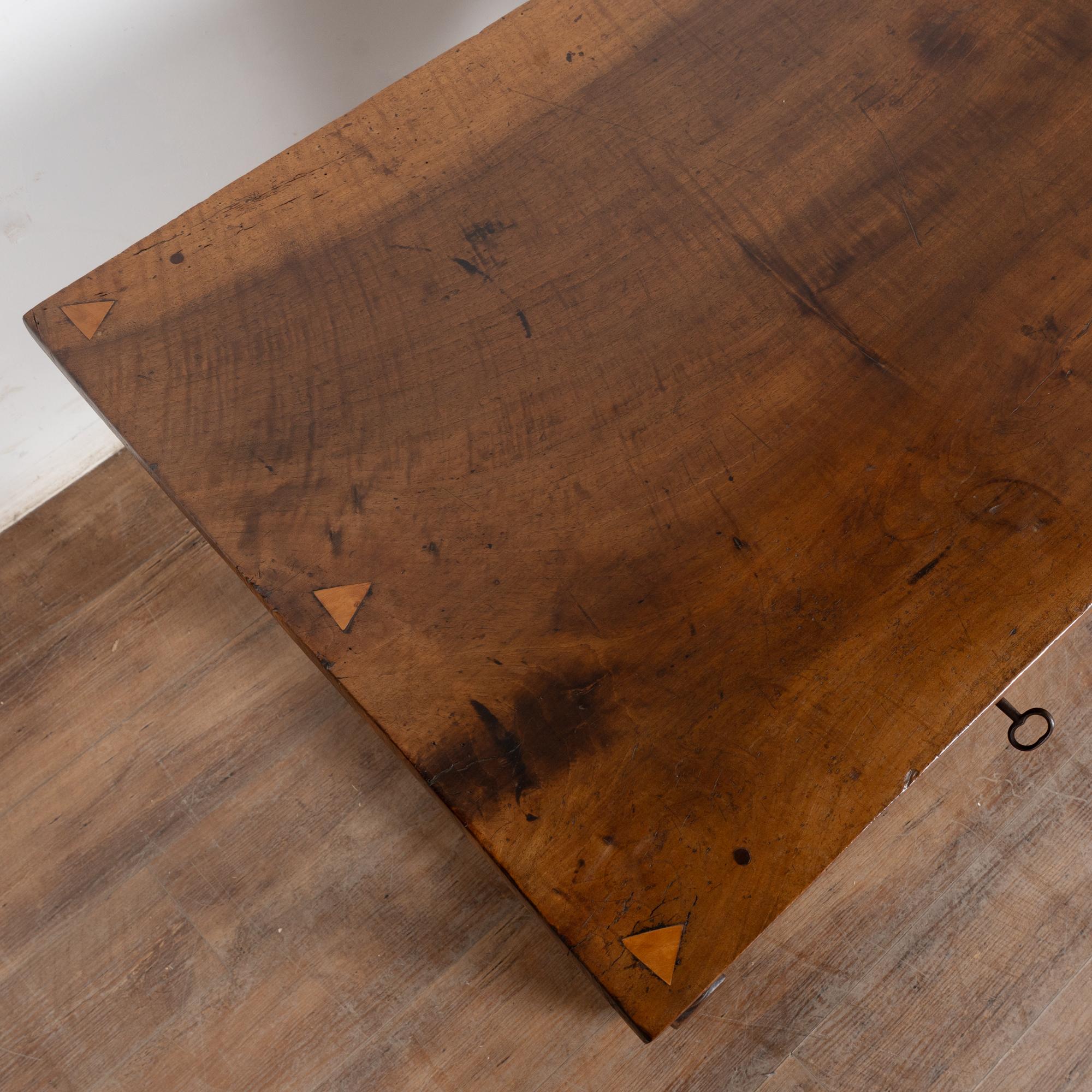 Early 19th Century Spanish Chestnut Console Table For Sale 2