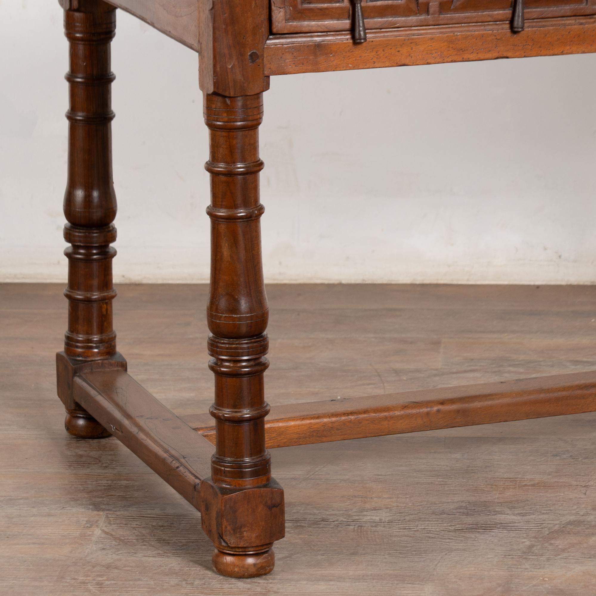 Early 19th Century Spanish Chestnut Console Table For Sale 3