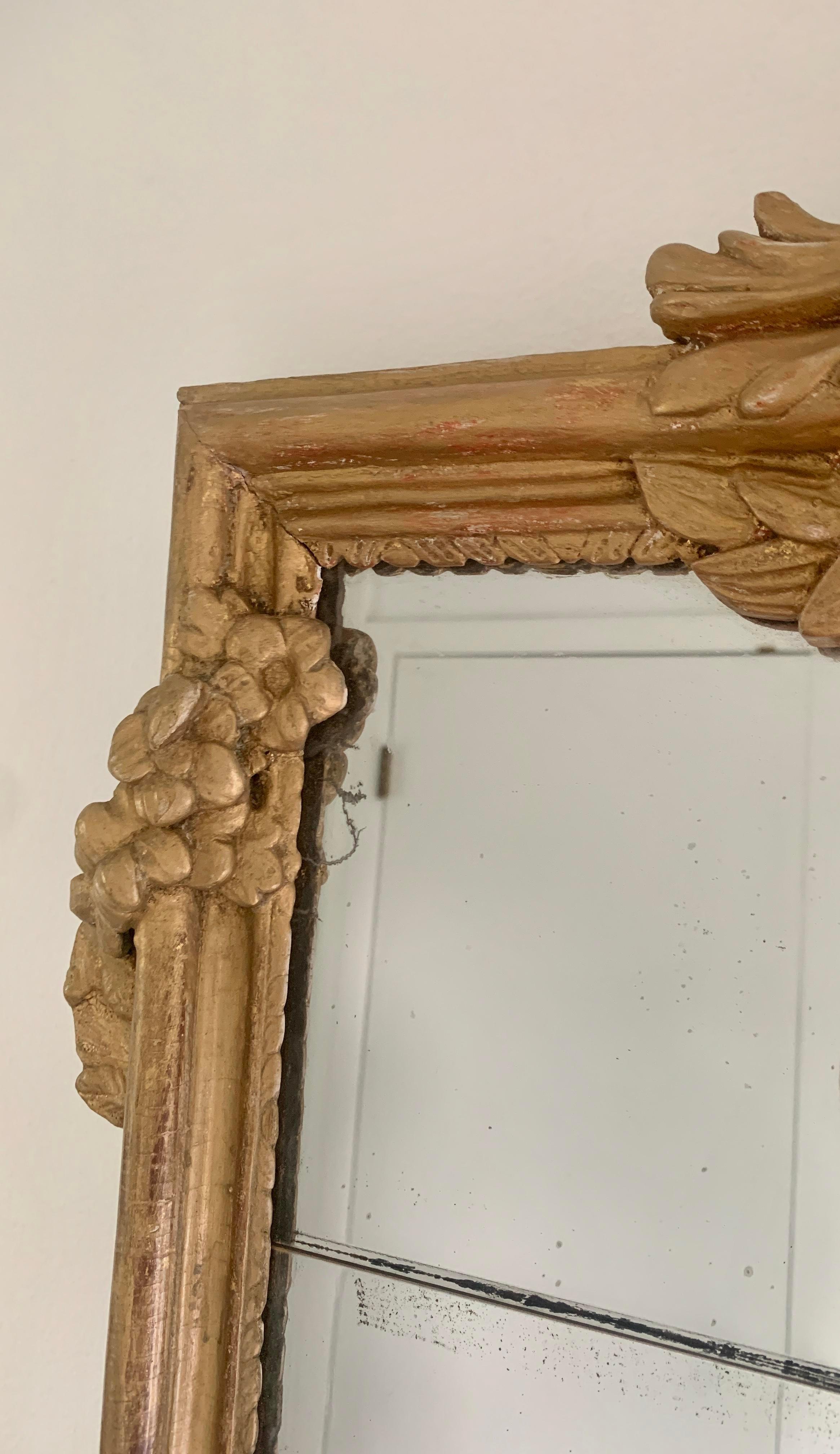 Early 19th Century Split Plate Mirror in Giltwood Frame For Sale 2