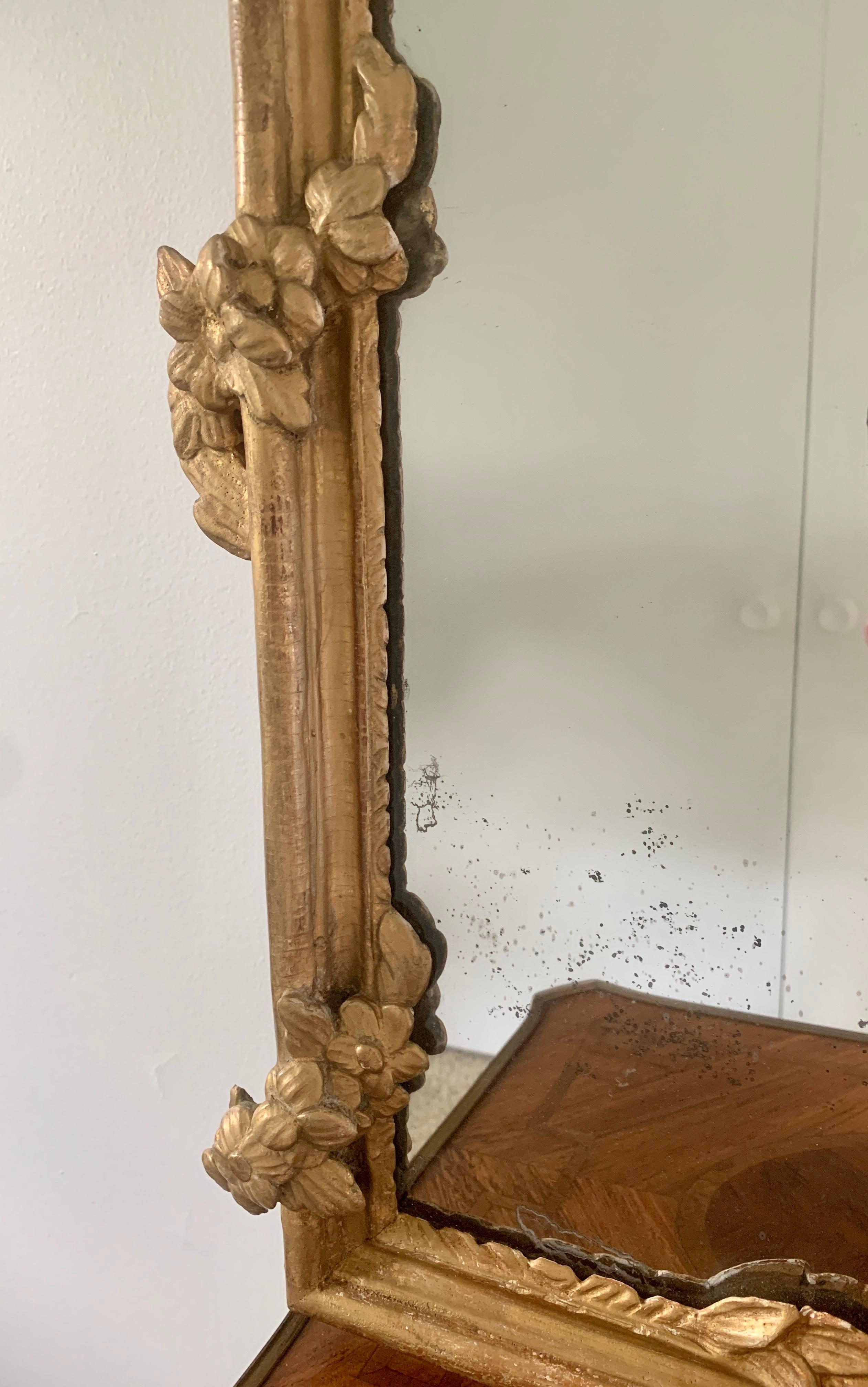 Early 19th Century Split Plate Mirror in Giltwood Frame For Sale 4