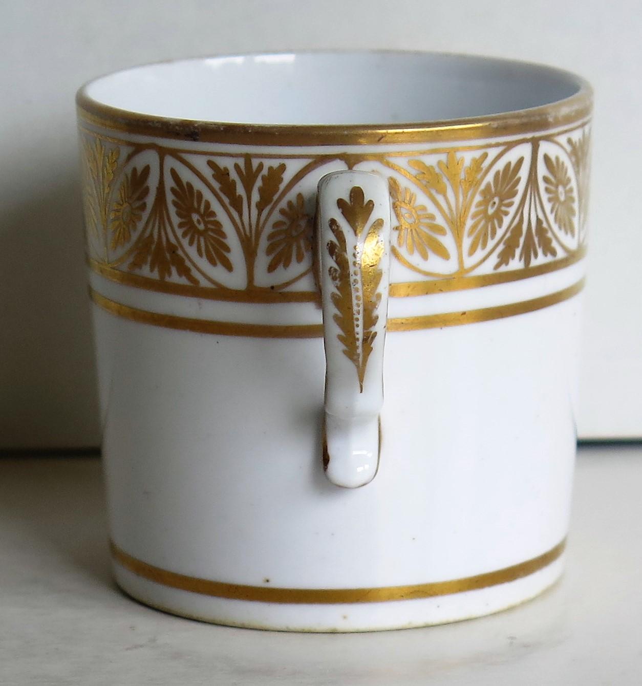 Regency Canne à café Spode en porcelaine du début du 19e siècle, motif doré à la main, vers 1810 en vente