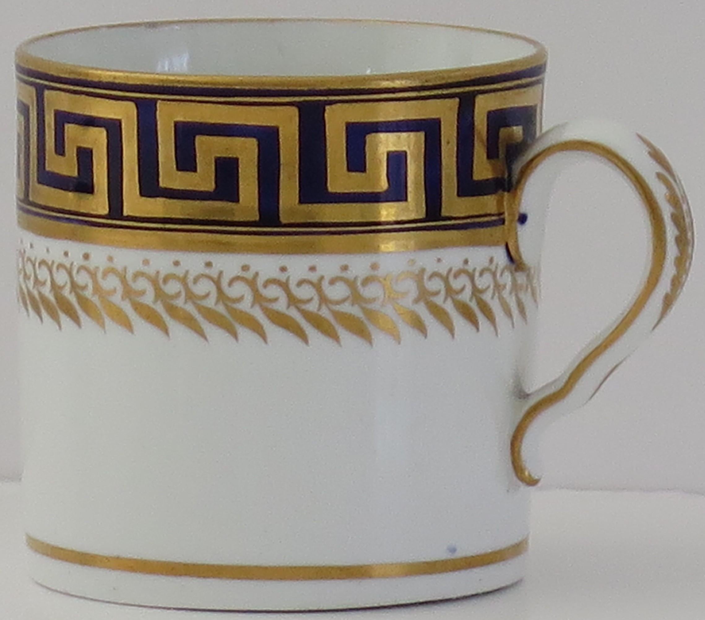 Porcelaine Canne à café Spode en porcelaine du début du 19e siècle à motif de clé grecque 742, vers 1810 en vente