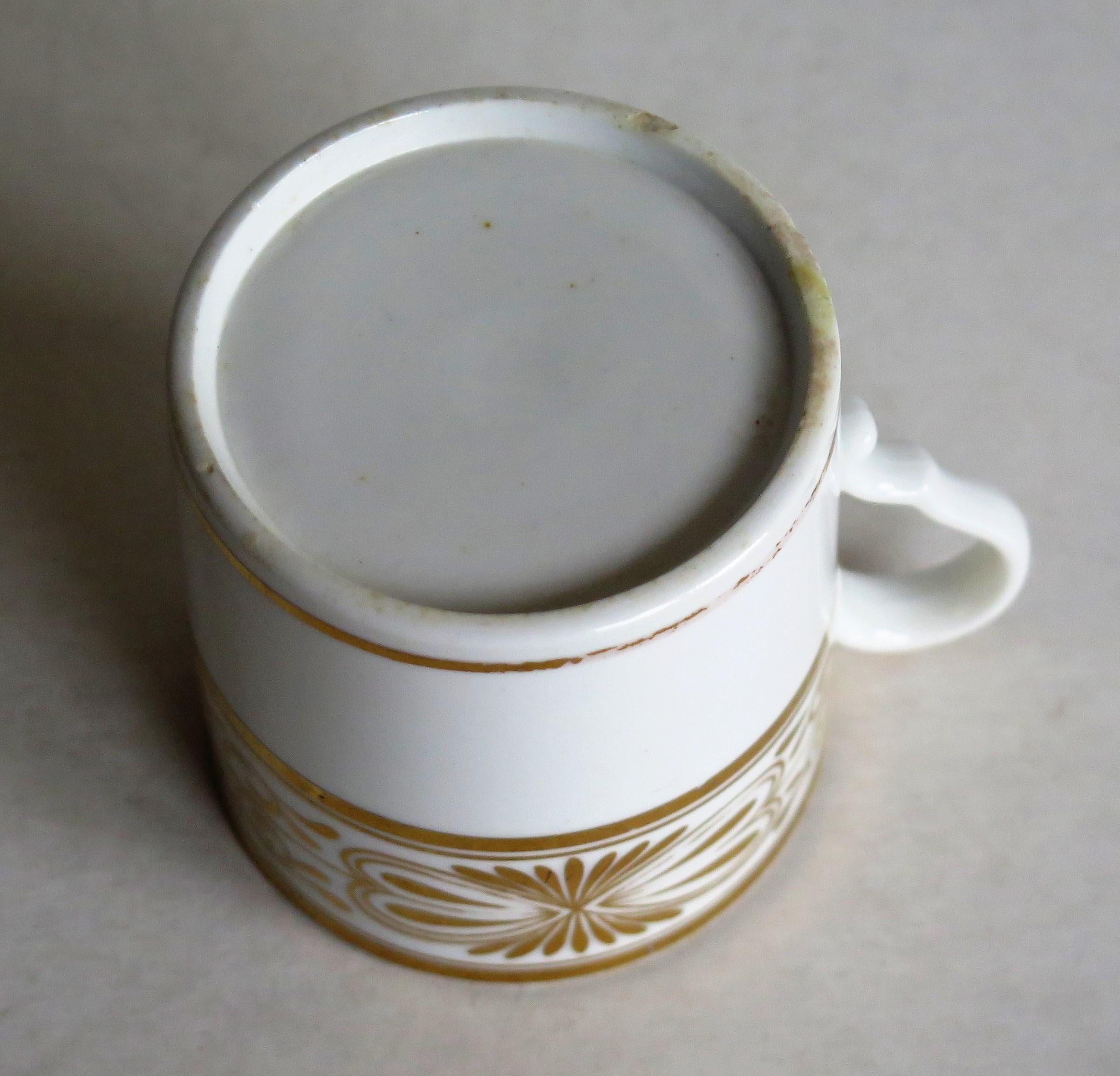 Early 19th Century Spode Porcelain Coffee Can Hand Gilded Pattern 1099, Ca 1810 For Sale 8