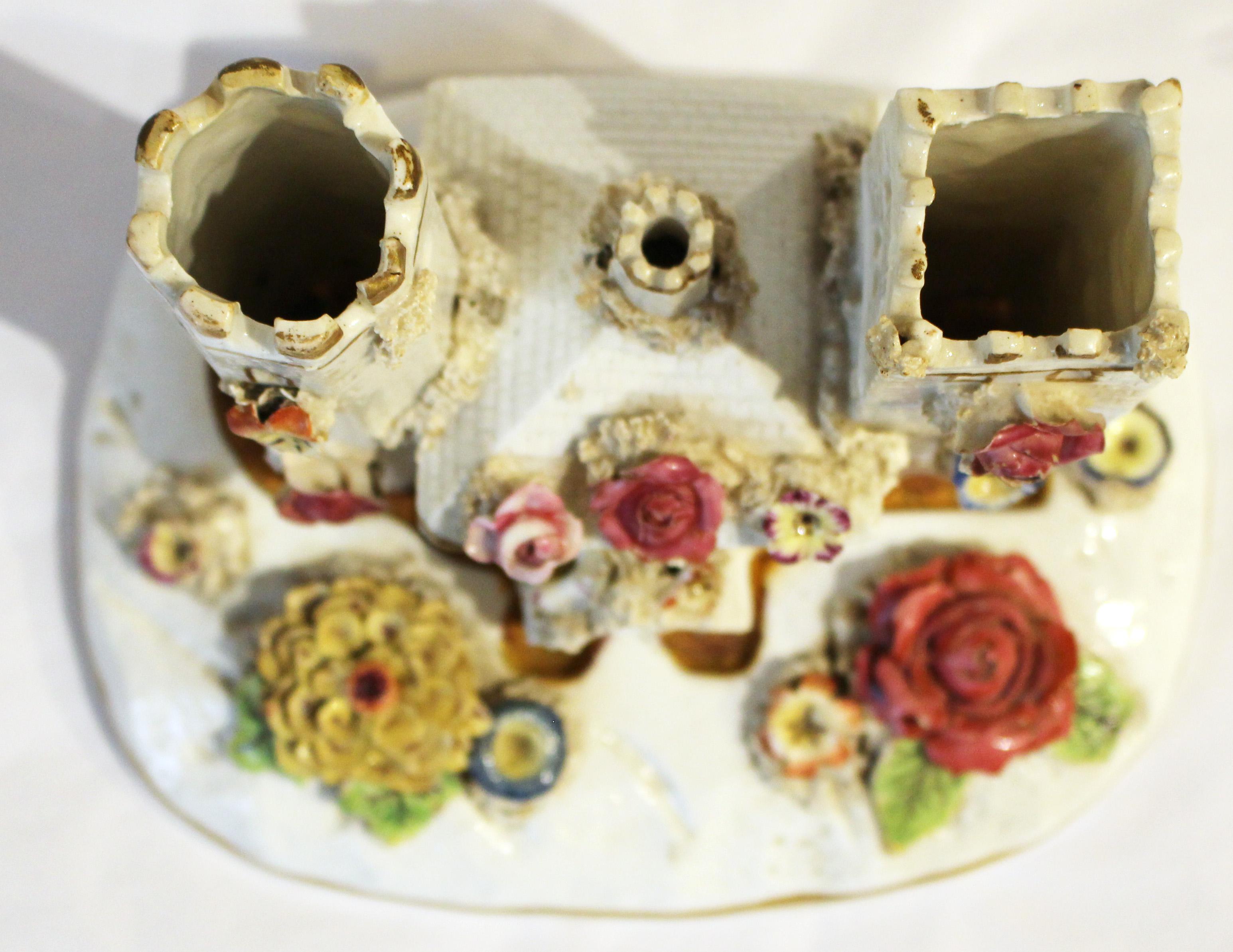 Early 19th Century Staffordshire Chimney Ornament For Sale 4