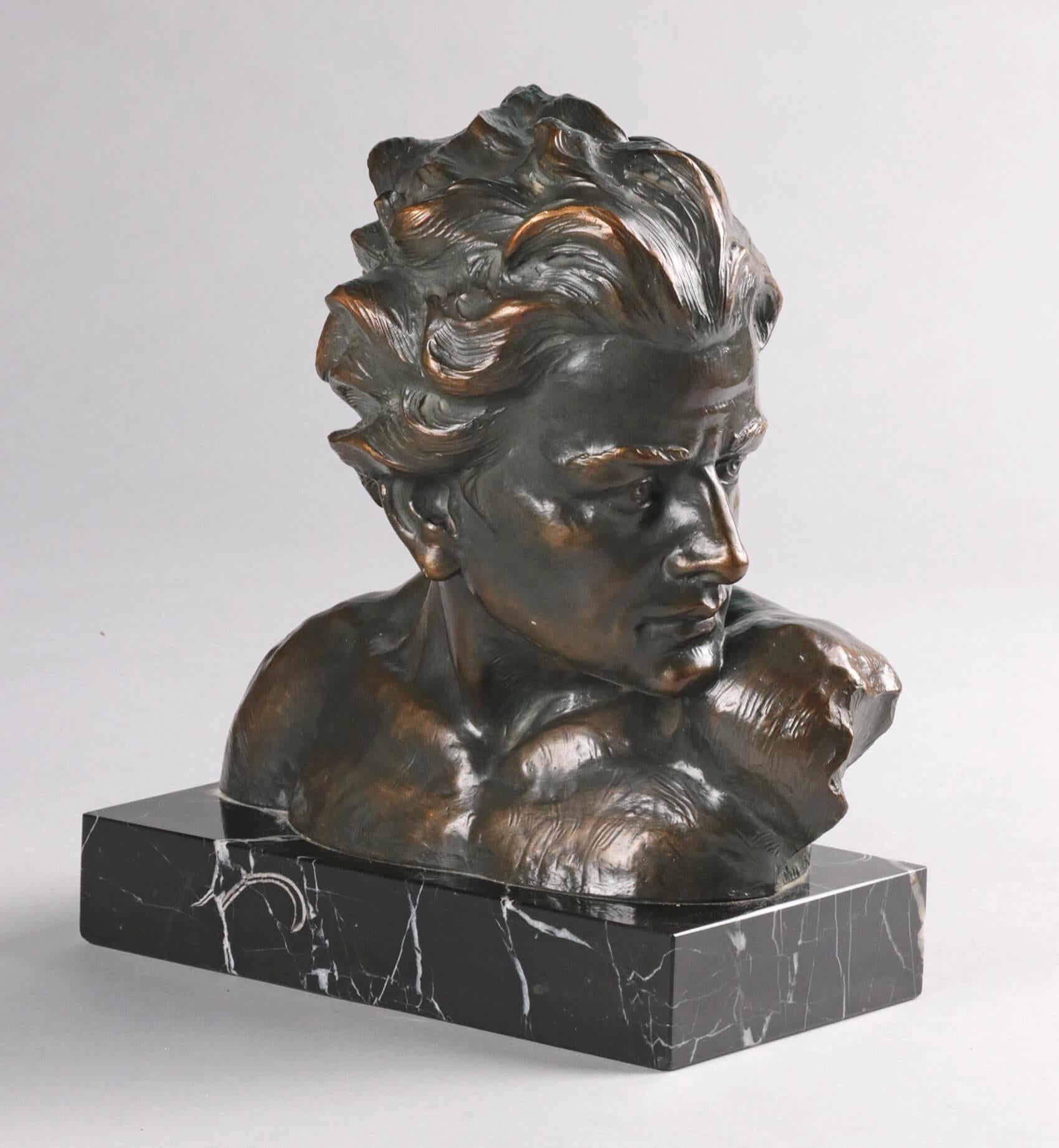Early 20th Century Statue of a Young Man 'en Profil' by Johannes Dommisse 8