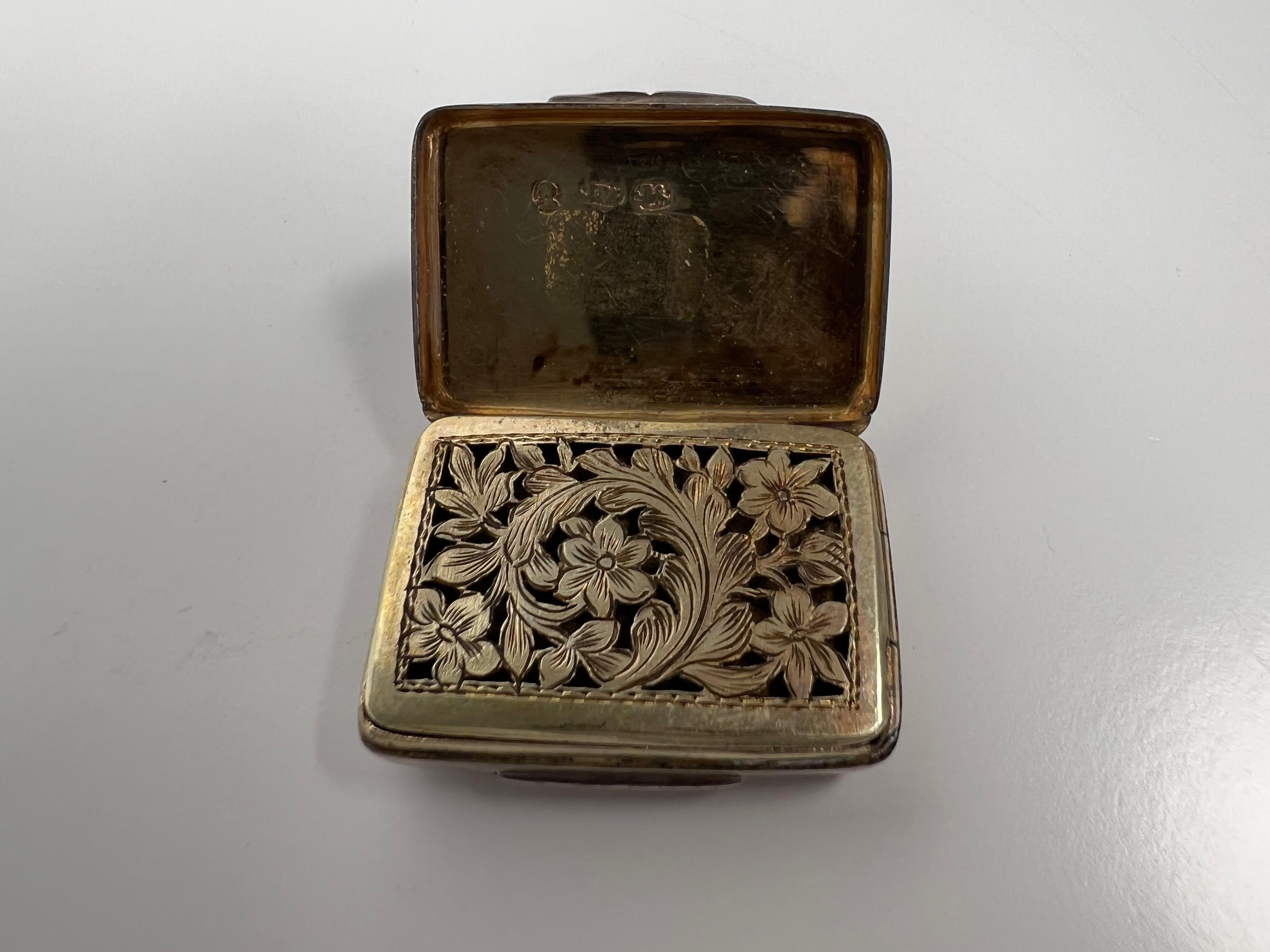 Early 19th Century Sterling Silver Vinaigrette Joseph Willmore Birmingham Eng. For Sale 2