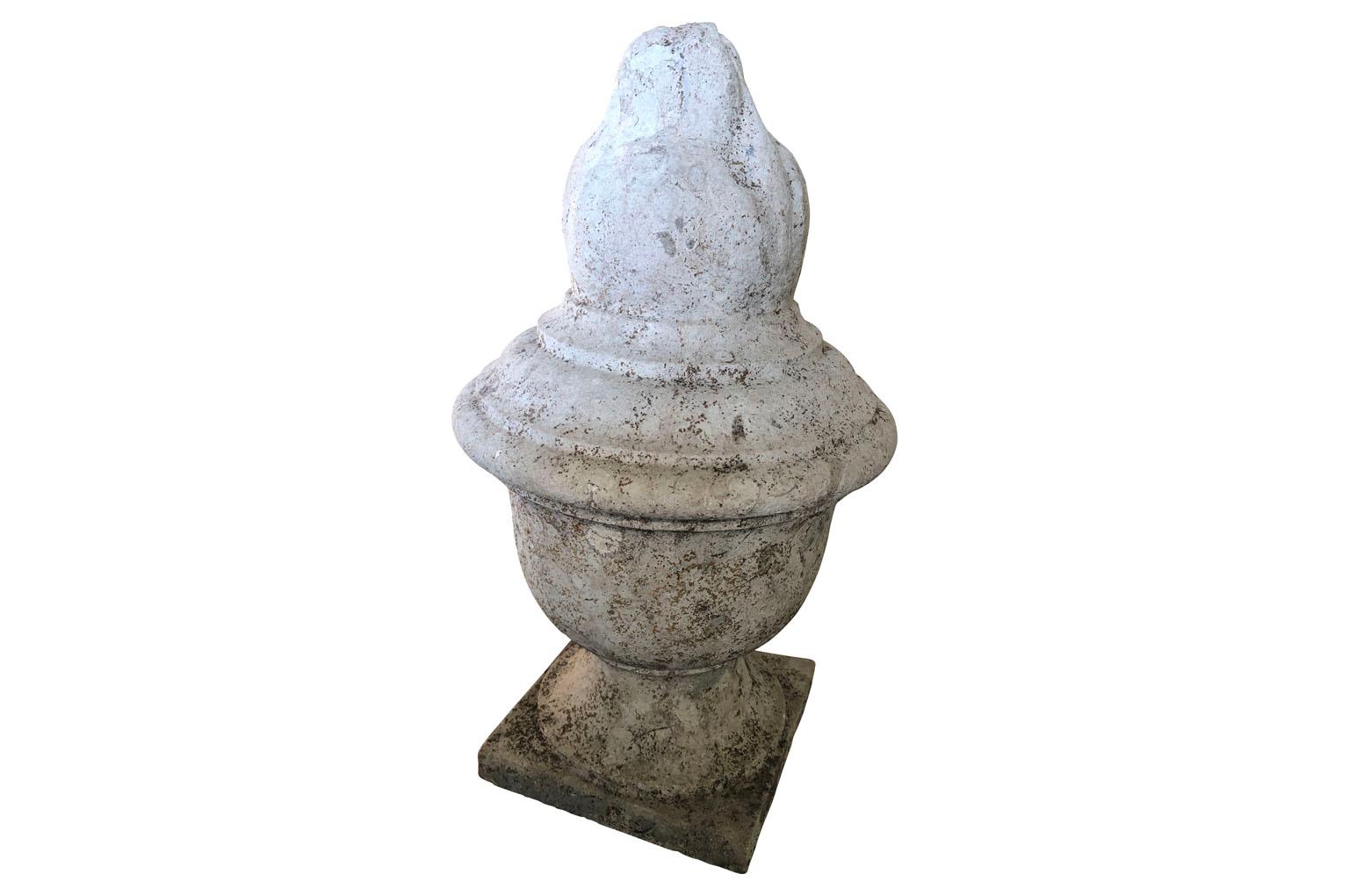 Early 19th Century Stone Flame Finial Statues In Good Condition In Atlanta, GA