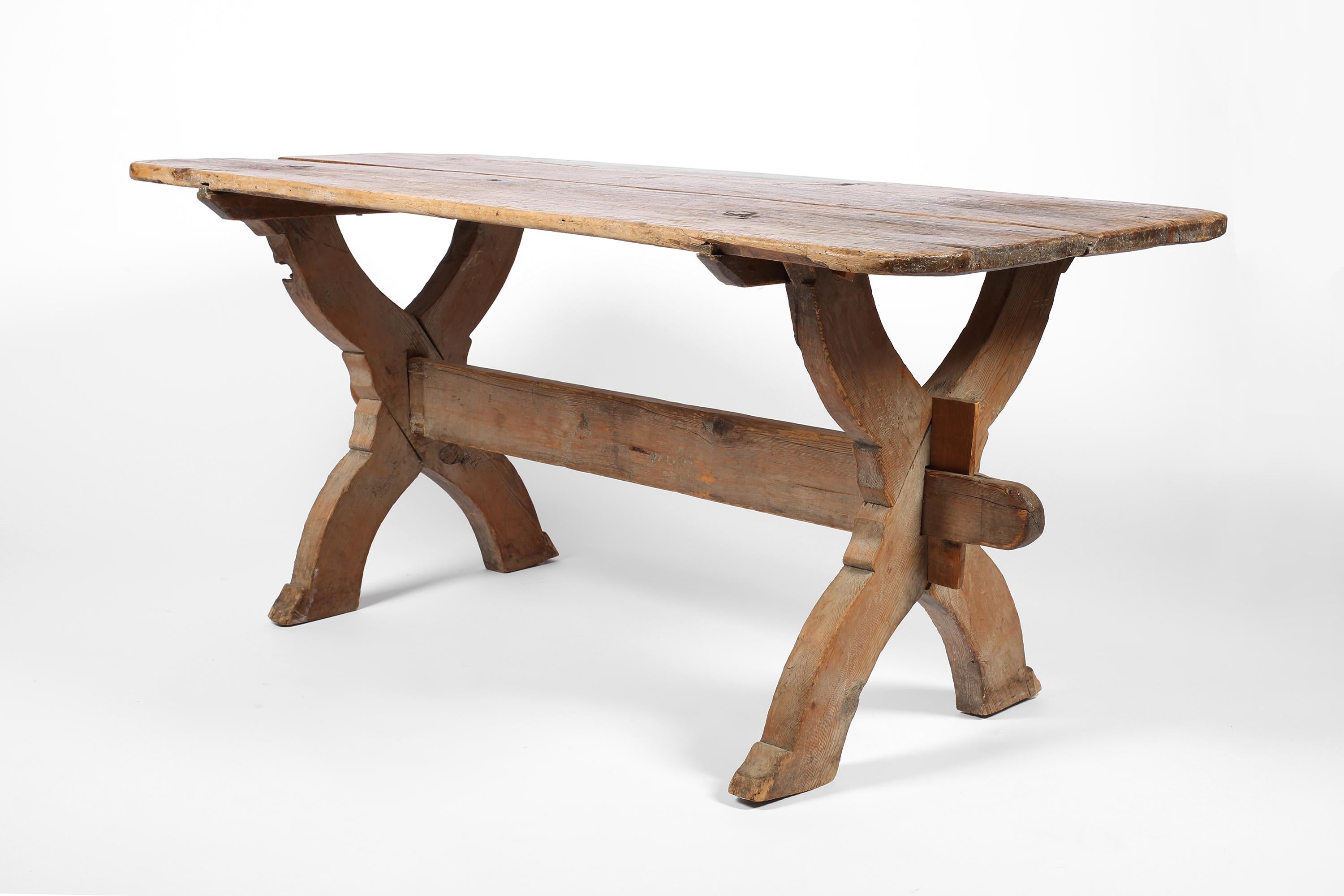 Early 19th Century Swedish 'Bockbord' Dining Table For Sale 7